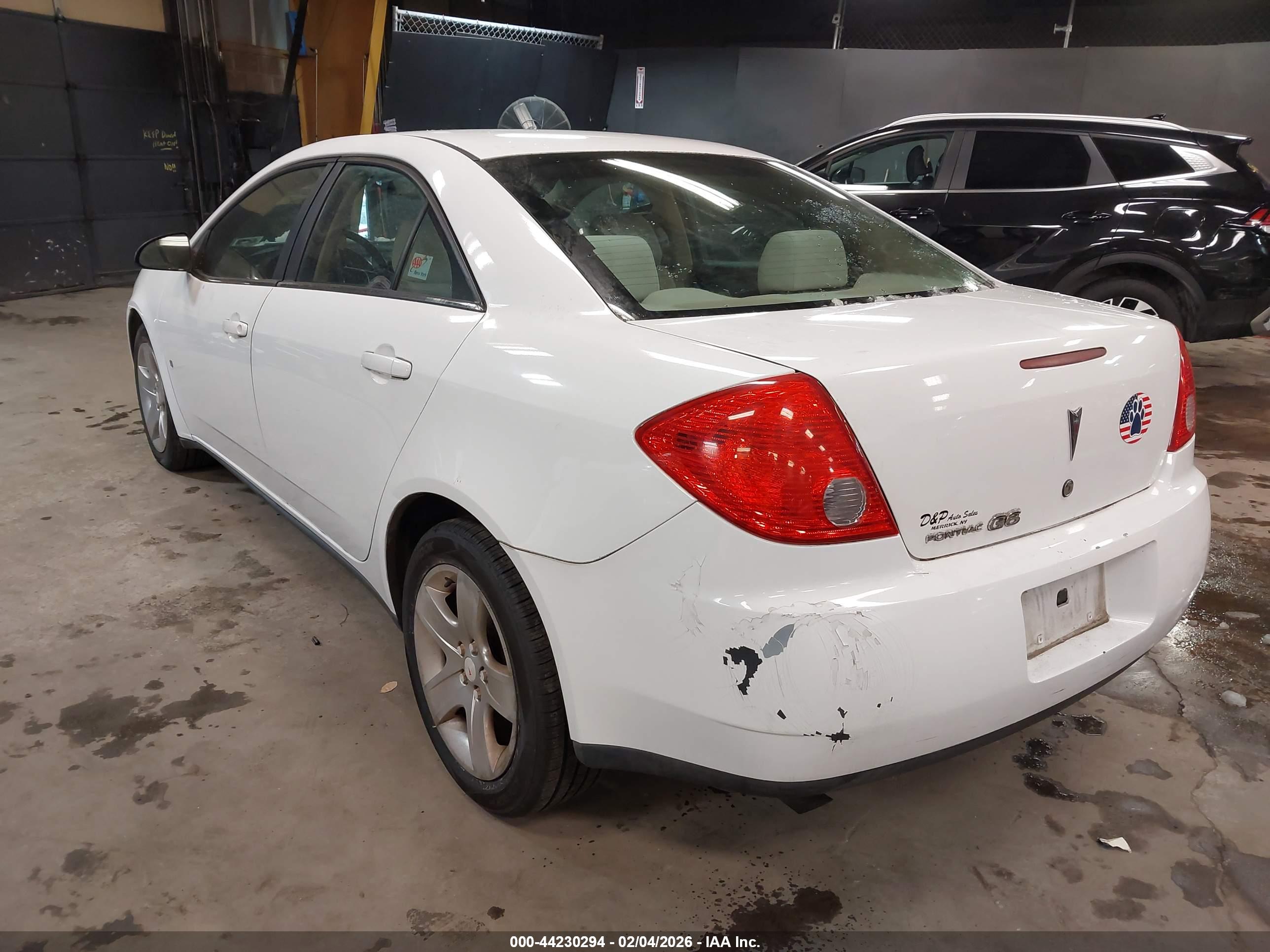 PONTIAC G6 image 3