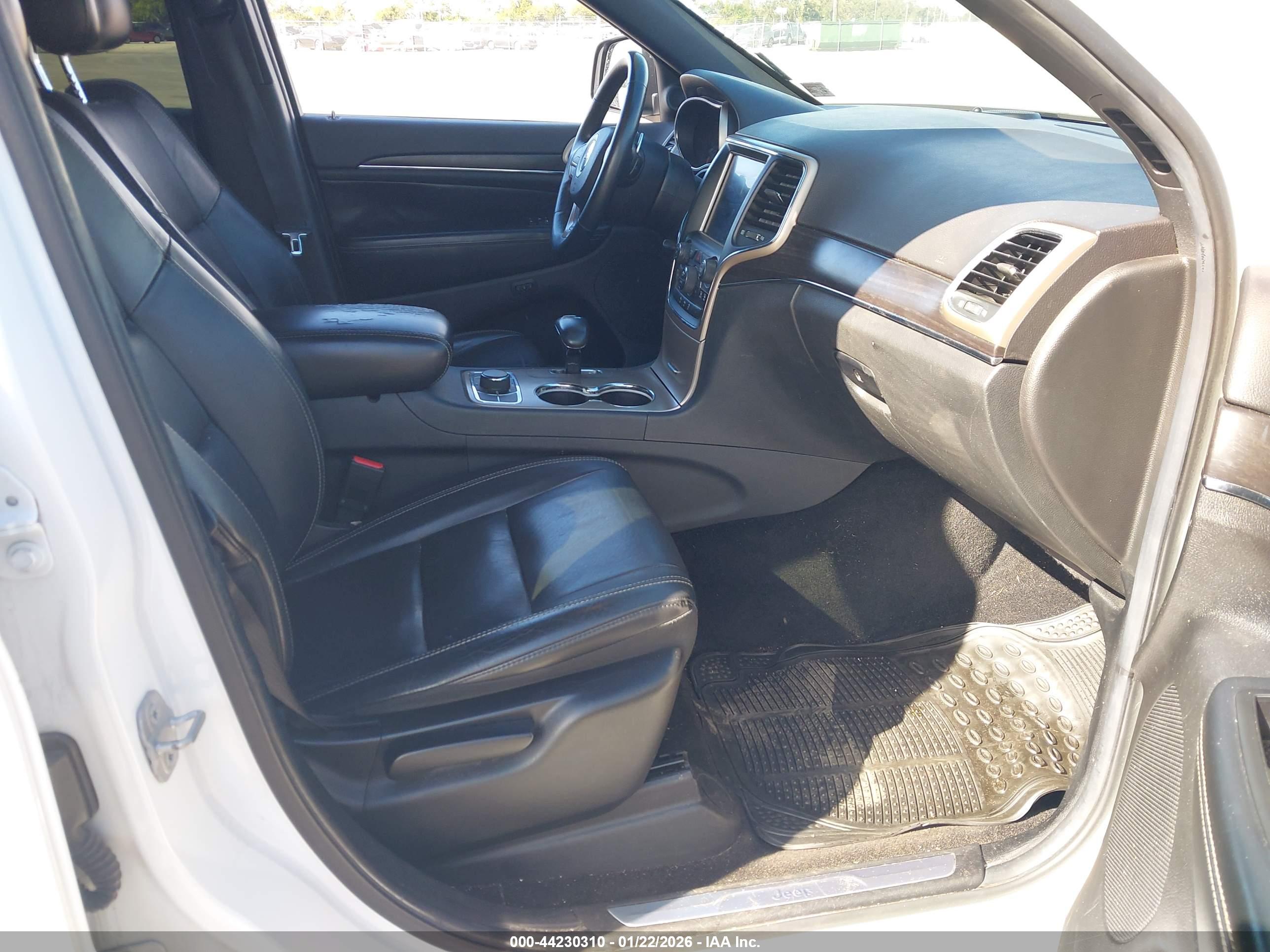 JEEP GRAND image 5