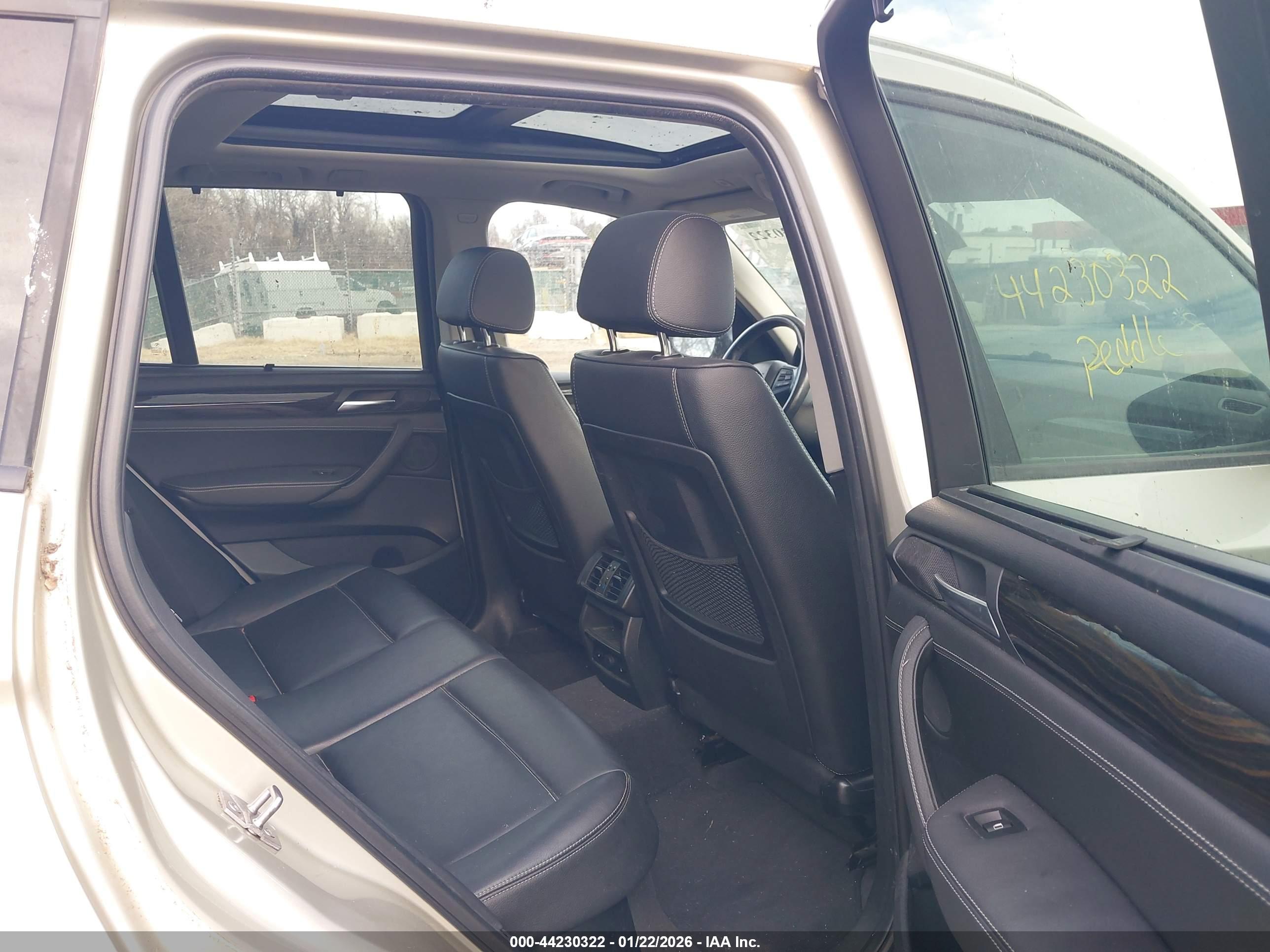 BMW X3 image 8