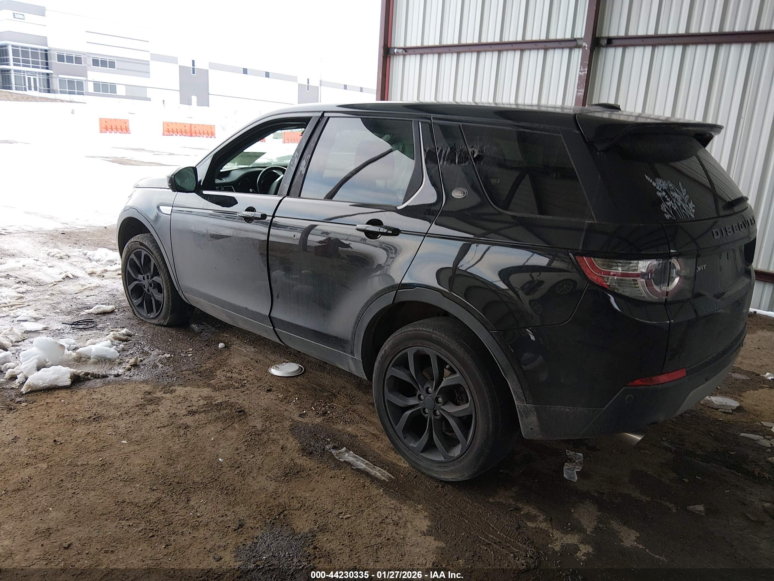LAND ROVER image 3