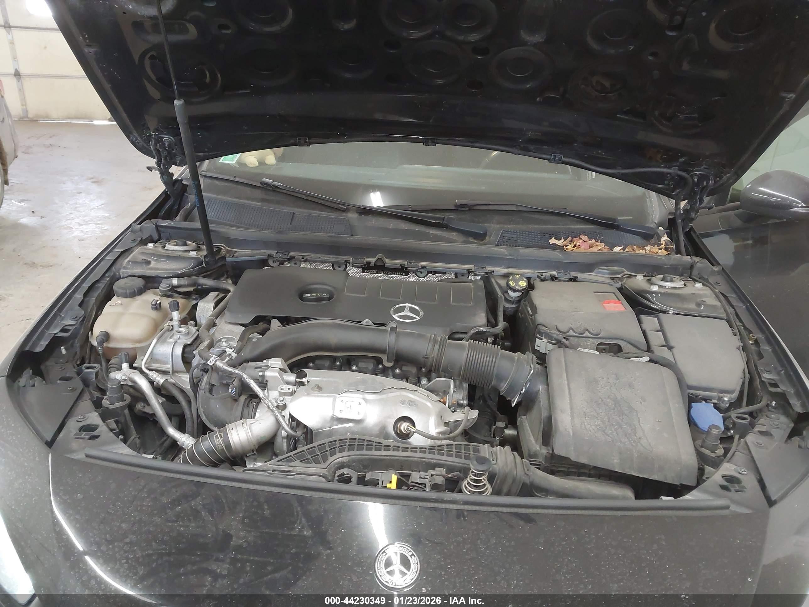 MERCEDES-BENZ A image 10