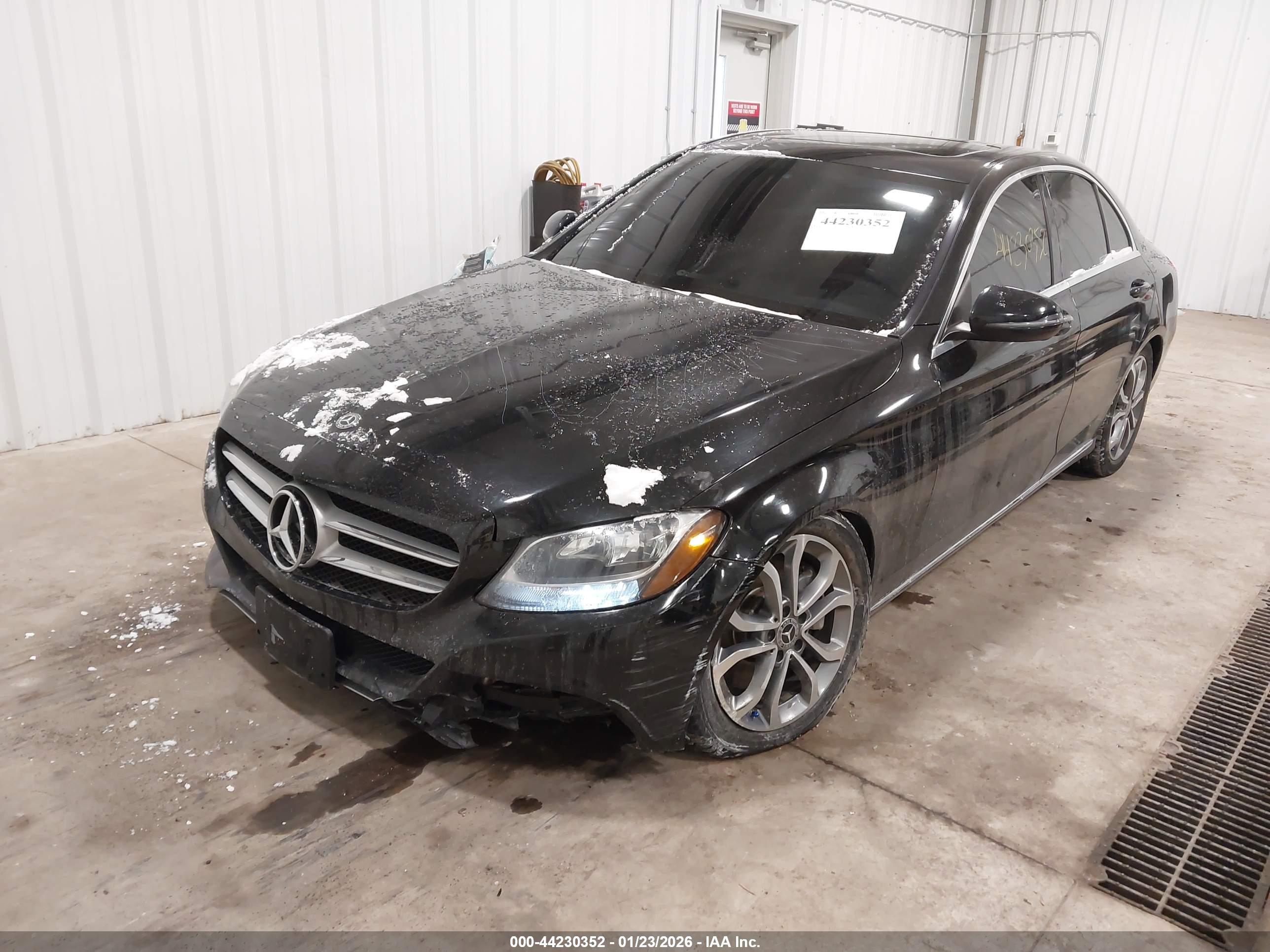 MERCEDES-BENZ C image 6
