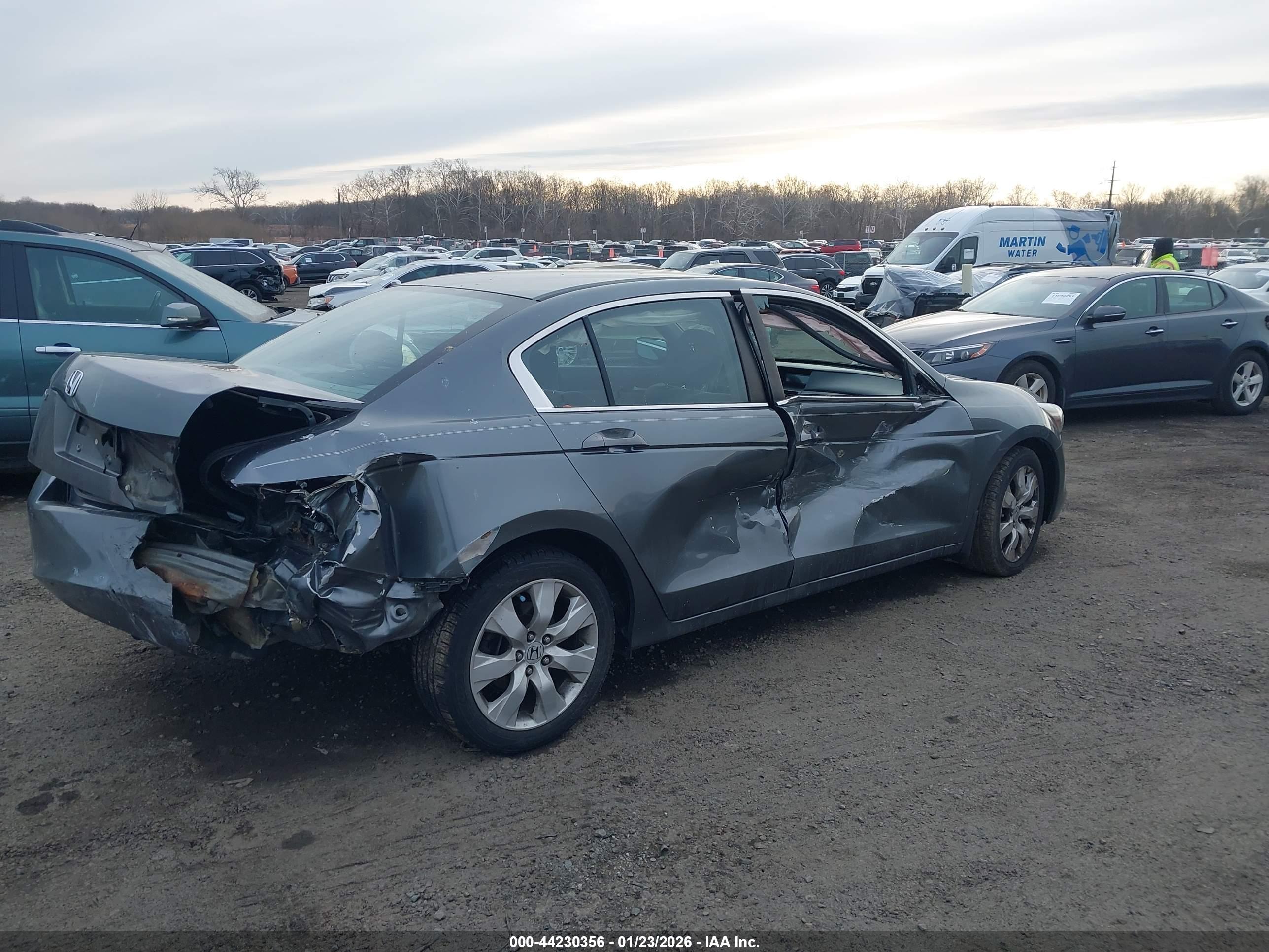 HONDA ACCORD image 4