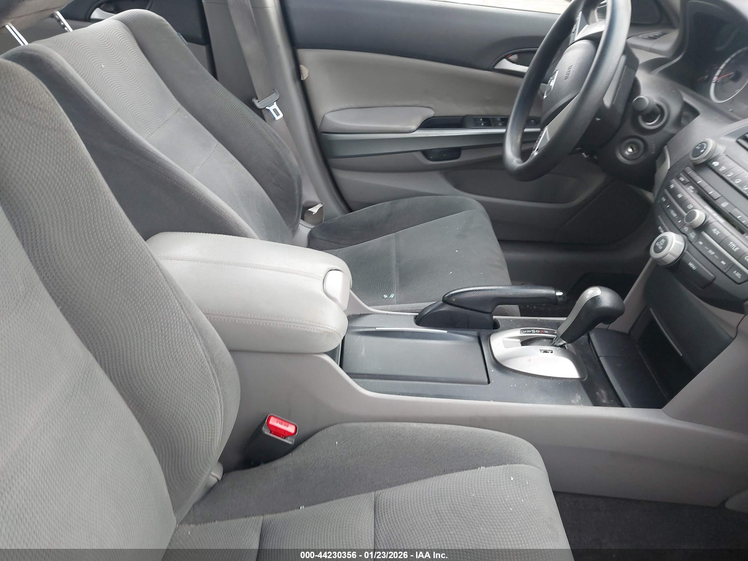 HONDA ACCORD image 5