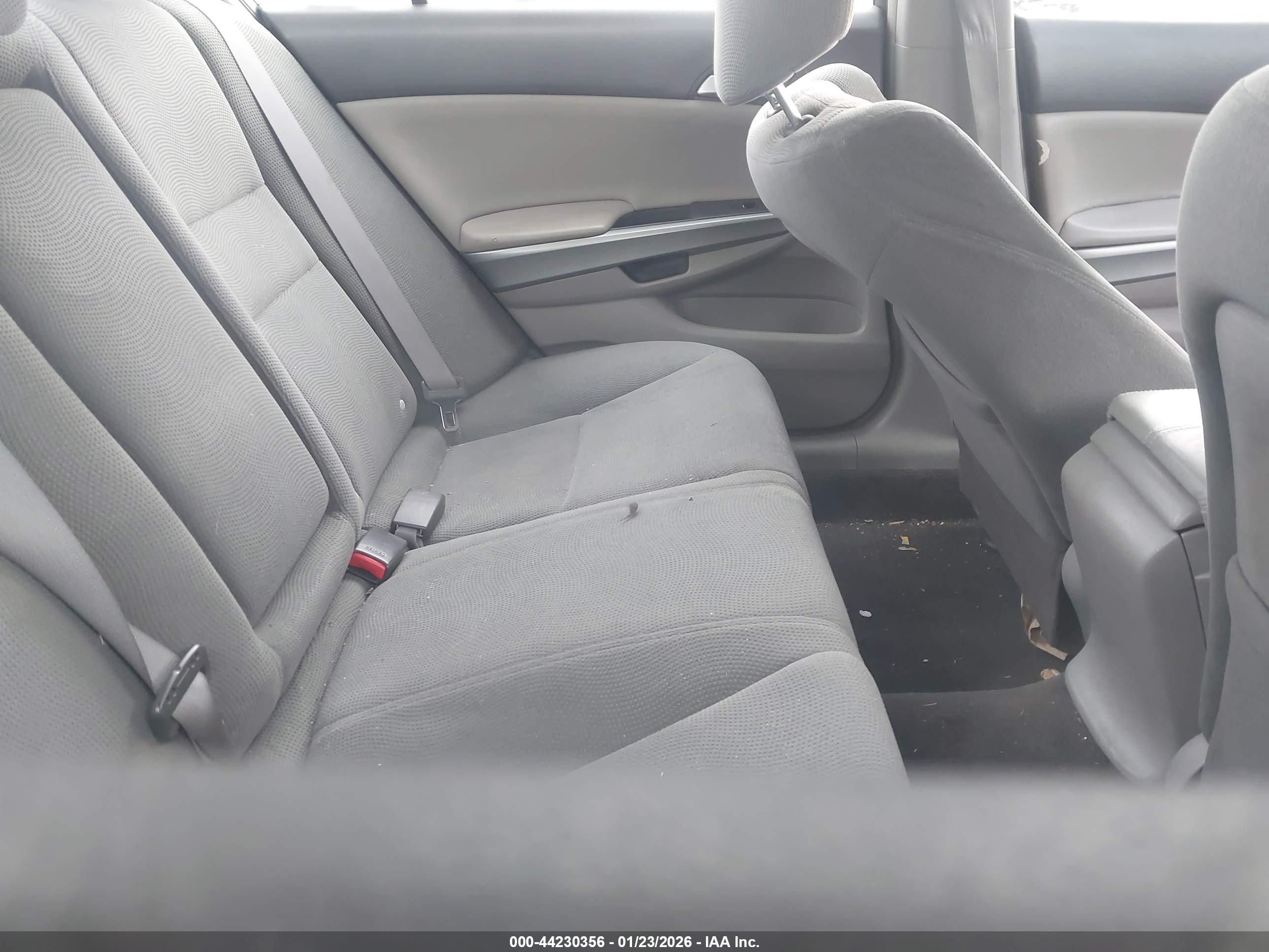 HONDA ACCORD image 8