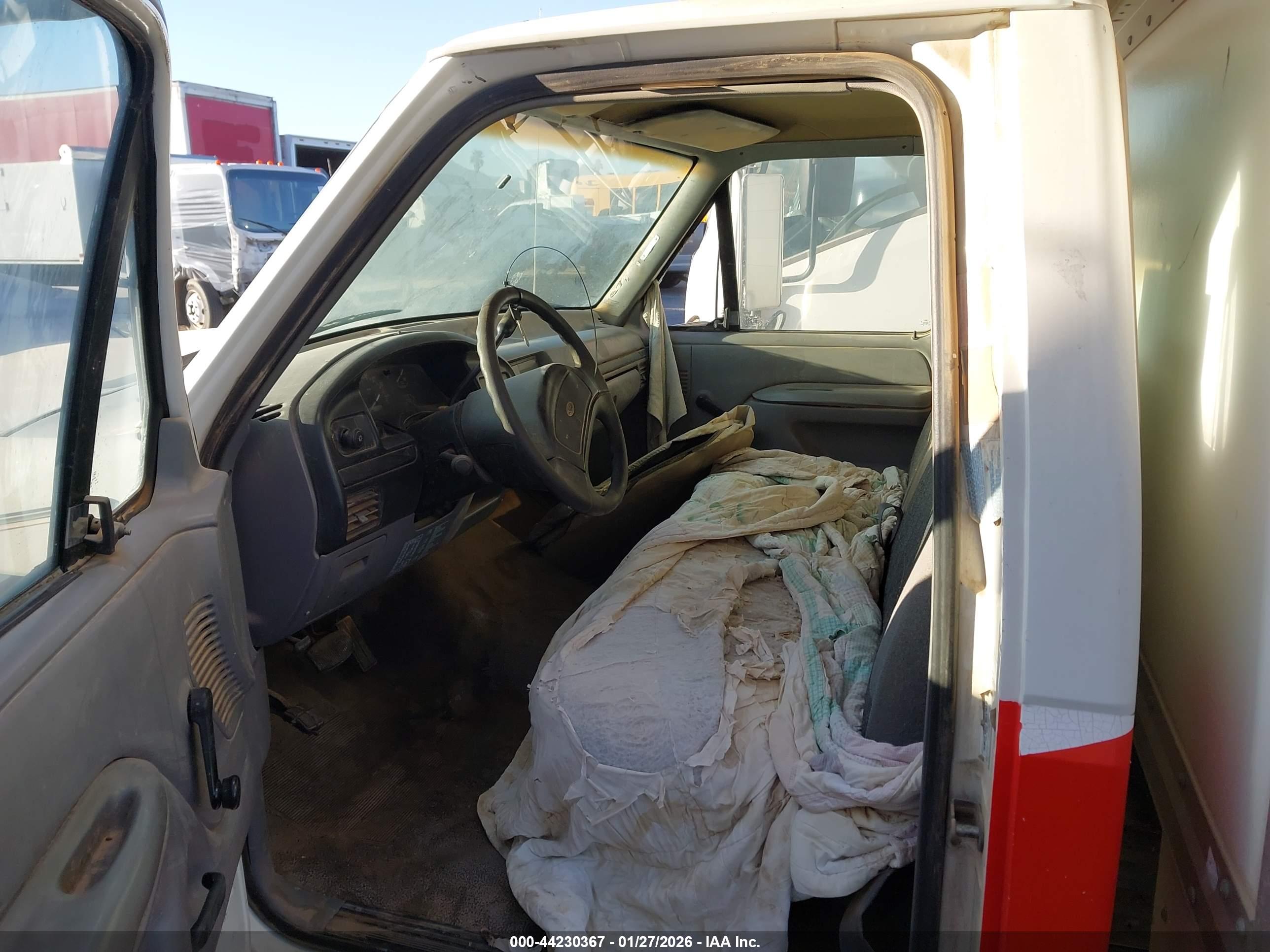 FORD F-350 image 8