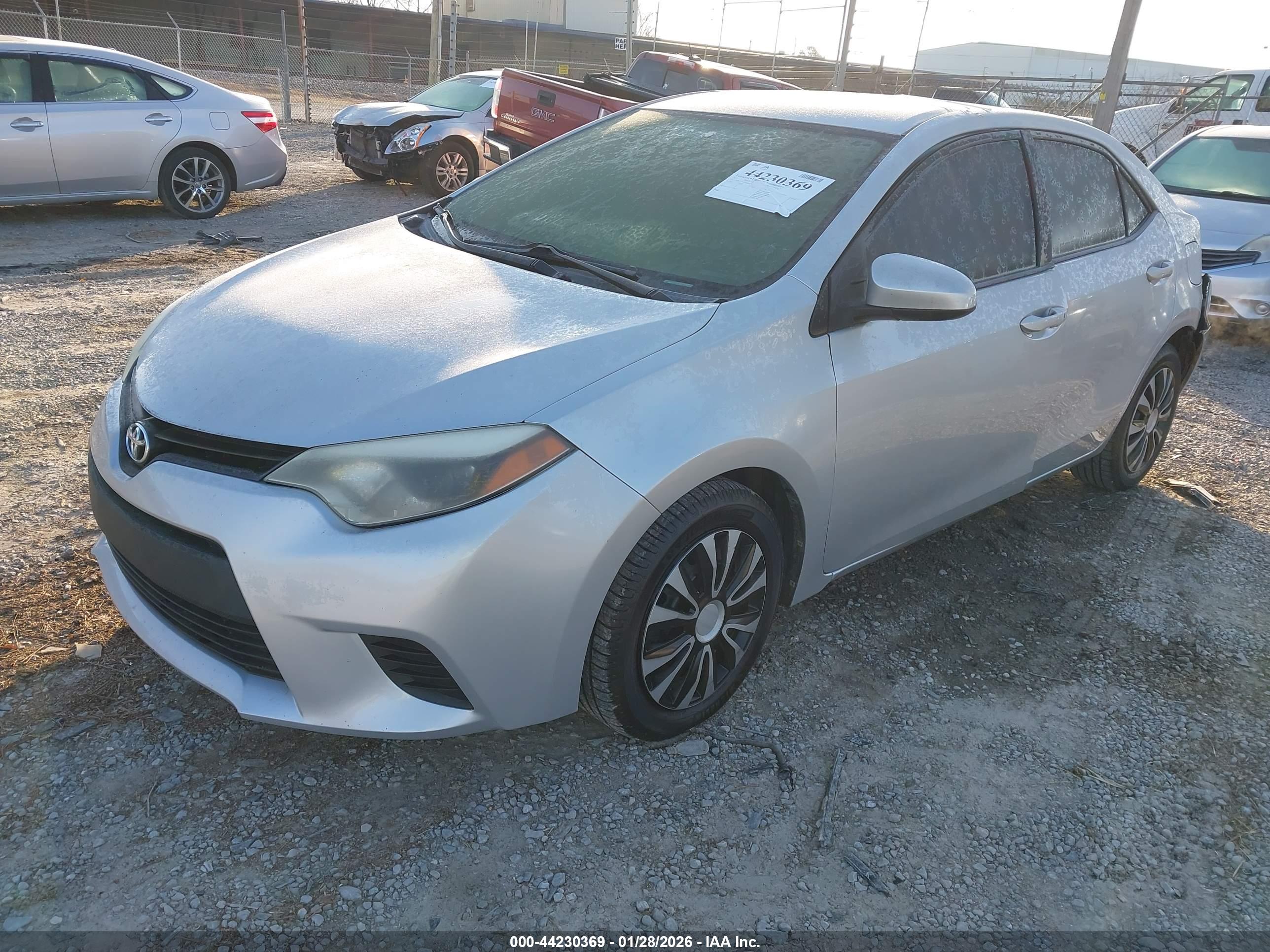 TOYOTA COROLLA image 2
