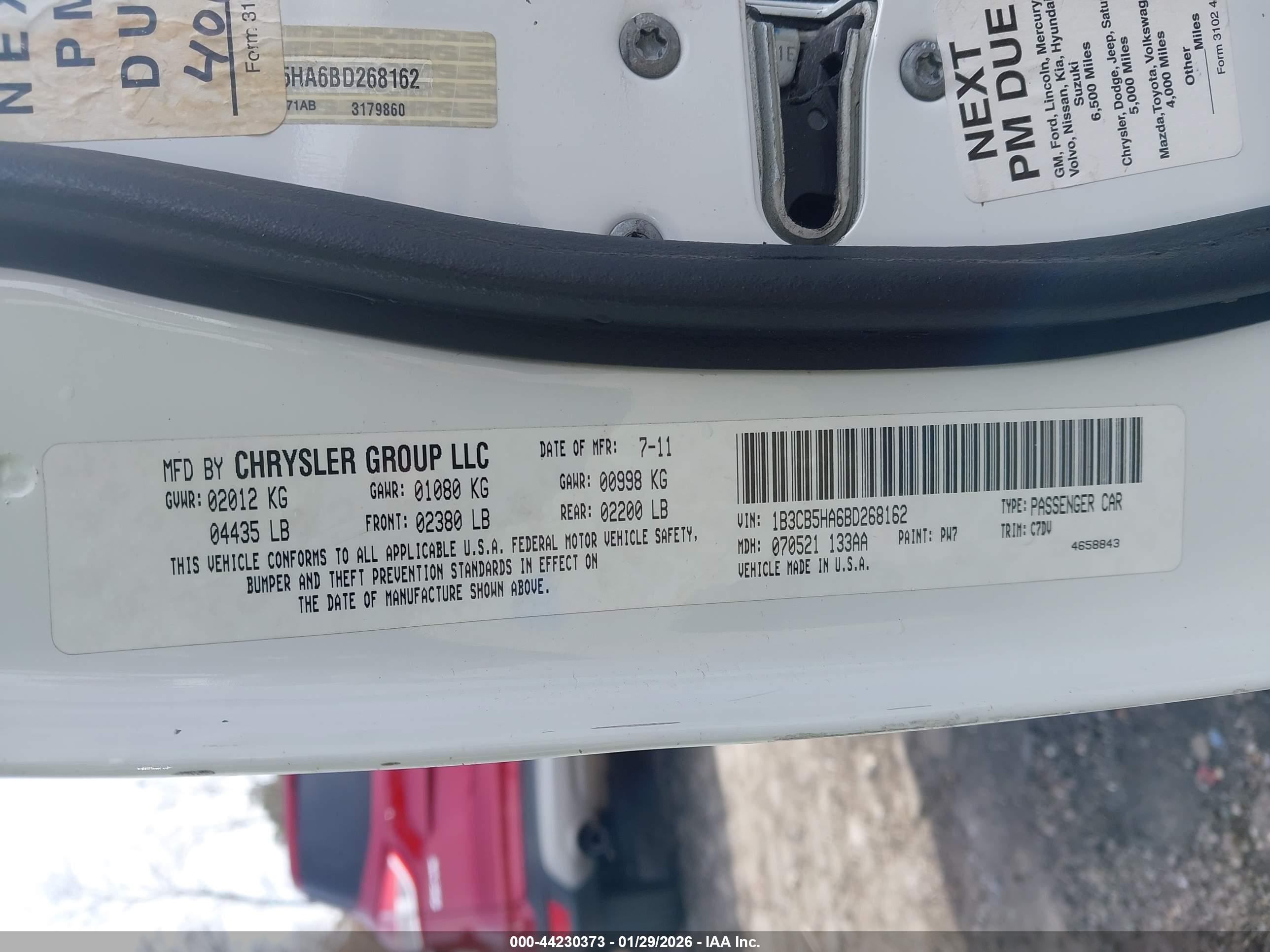 DODGE CALIBER image 9