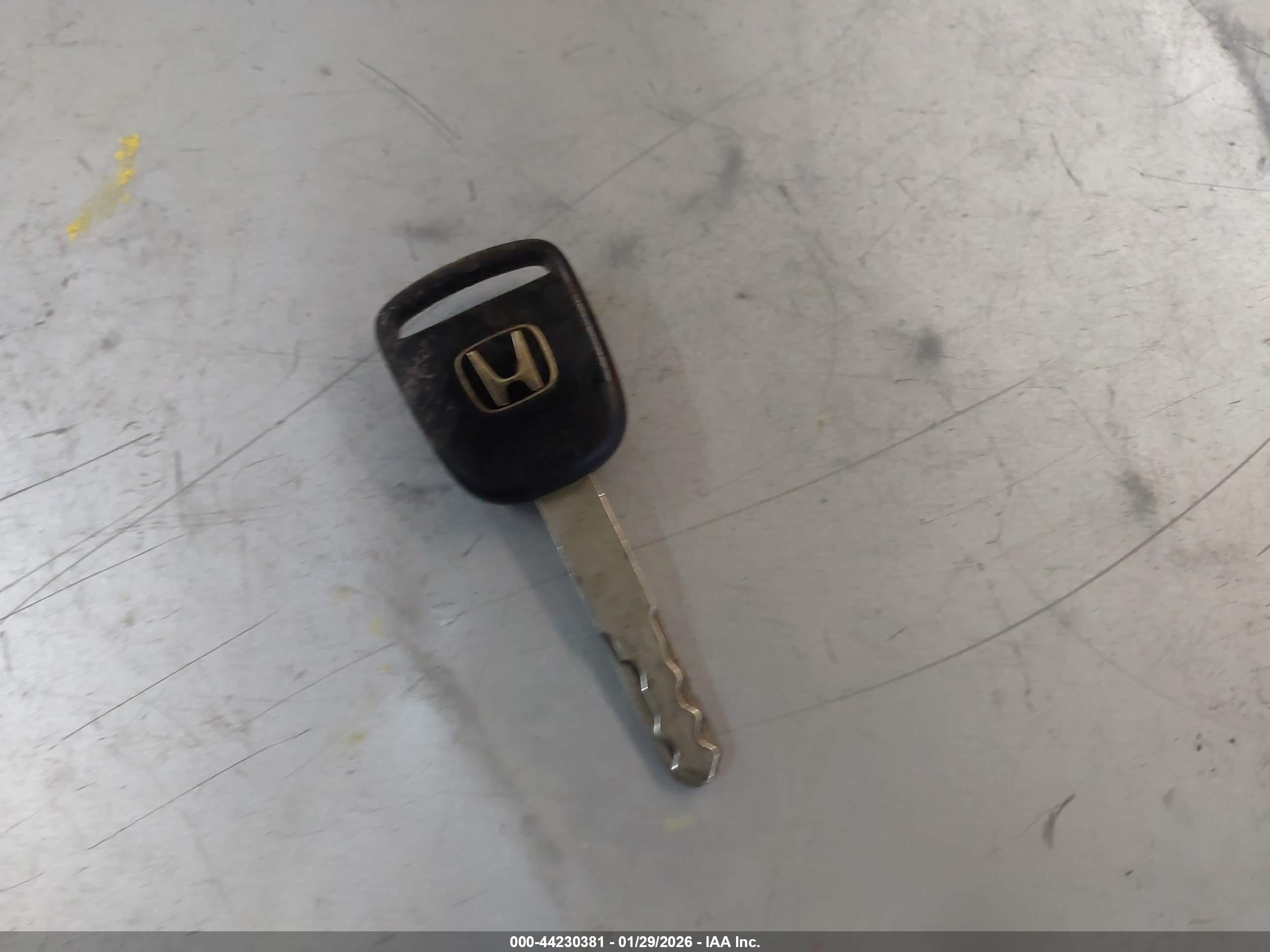 HONDA CR-V image 11