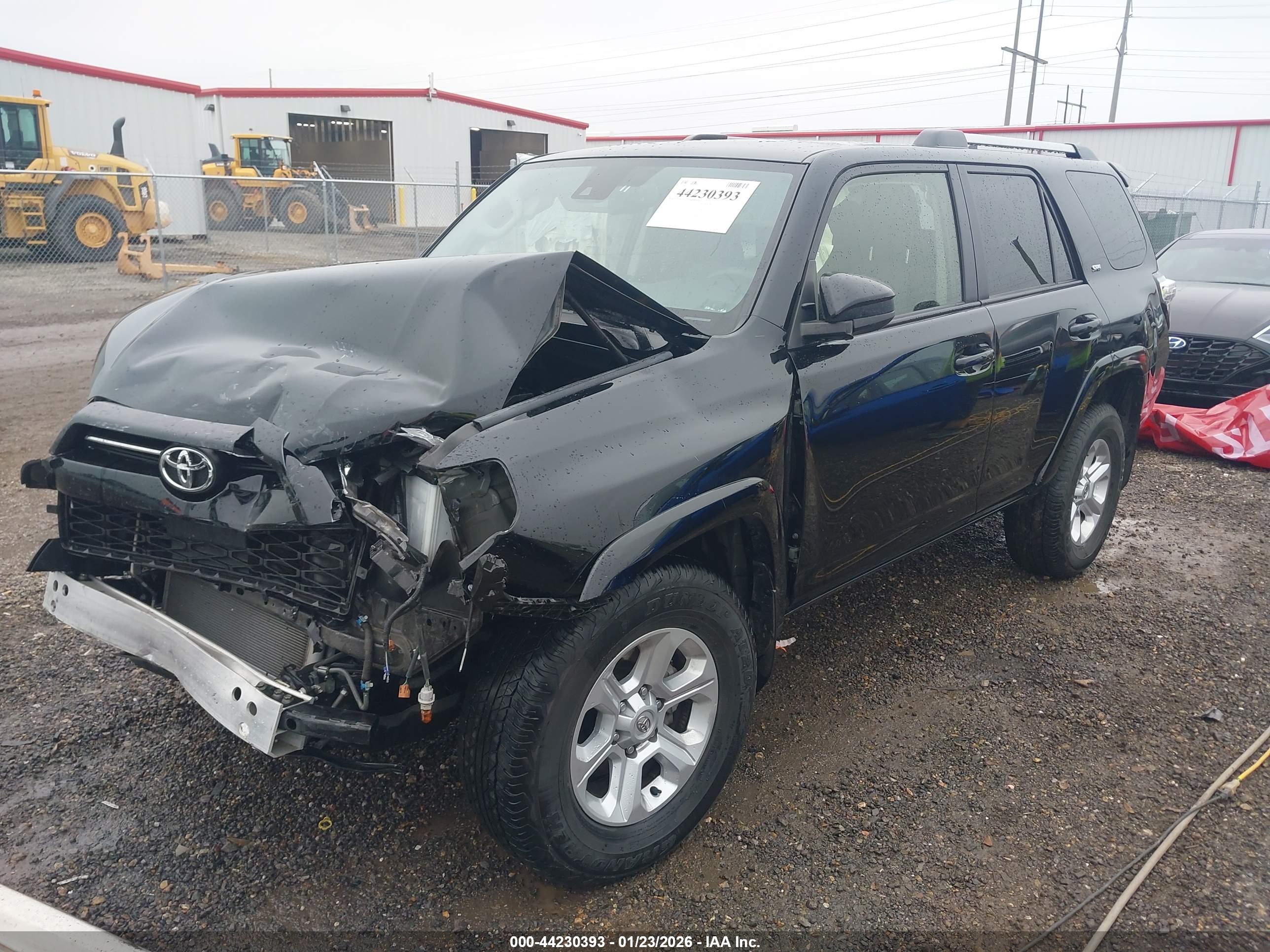 TOYOTA 4RUNNER image 2