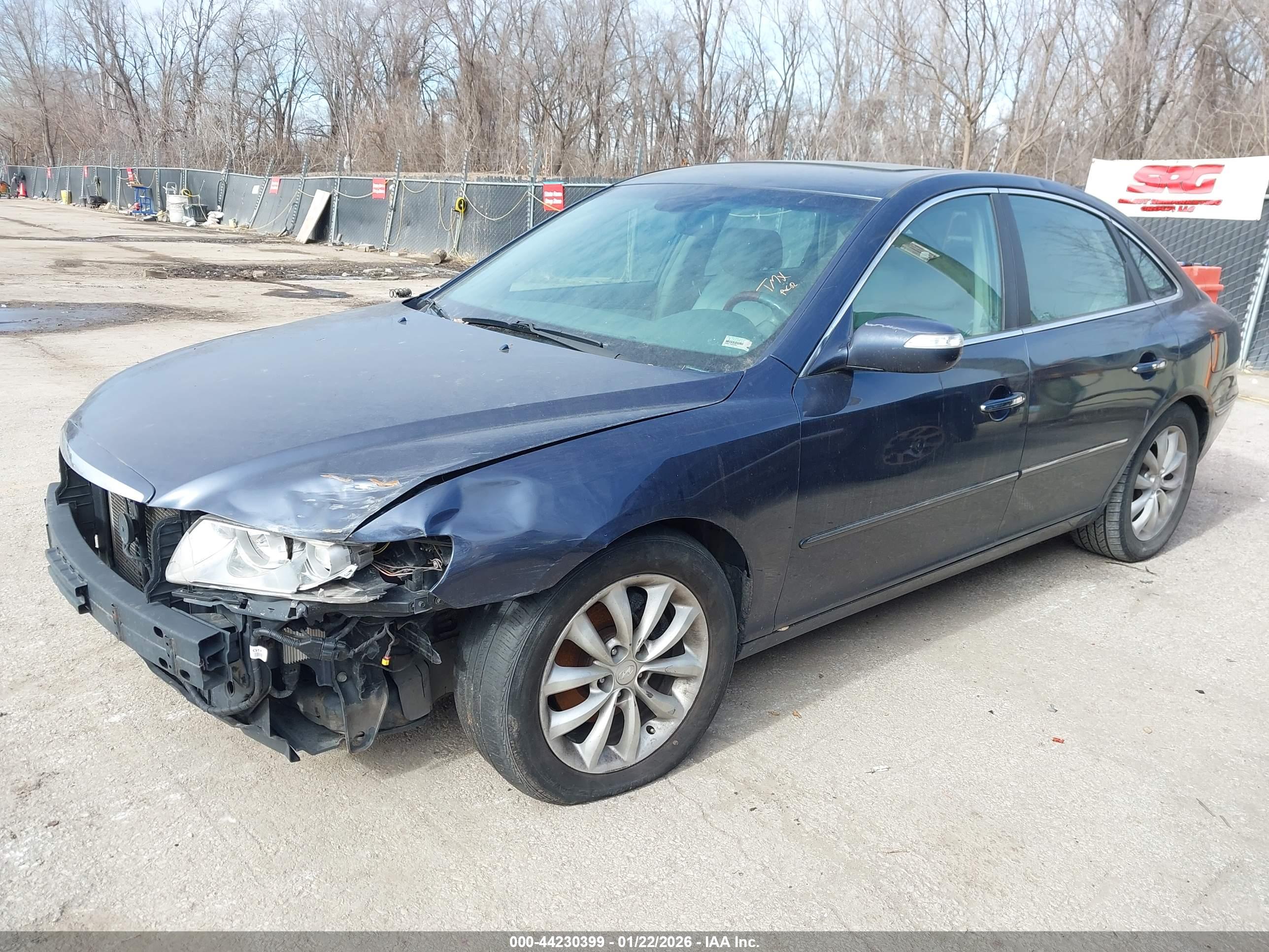 HYUNDAI AZERA image 2
