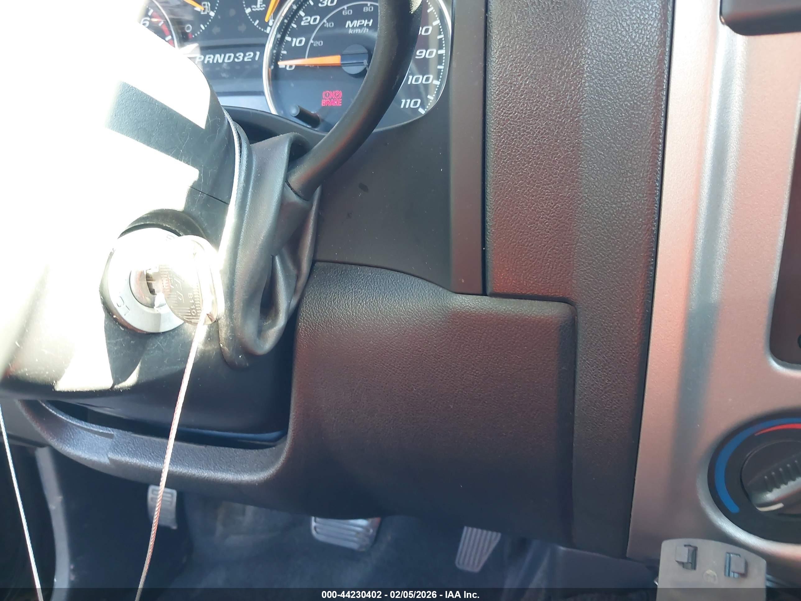 CHEVROLET COLORADO image 11