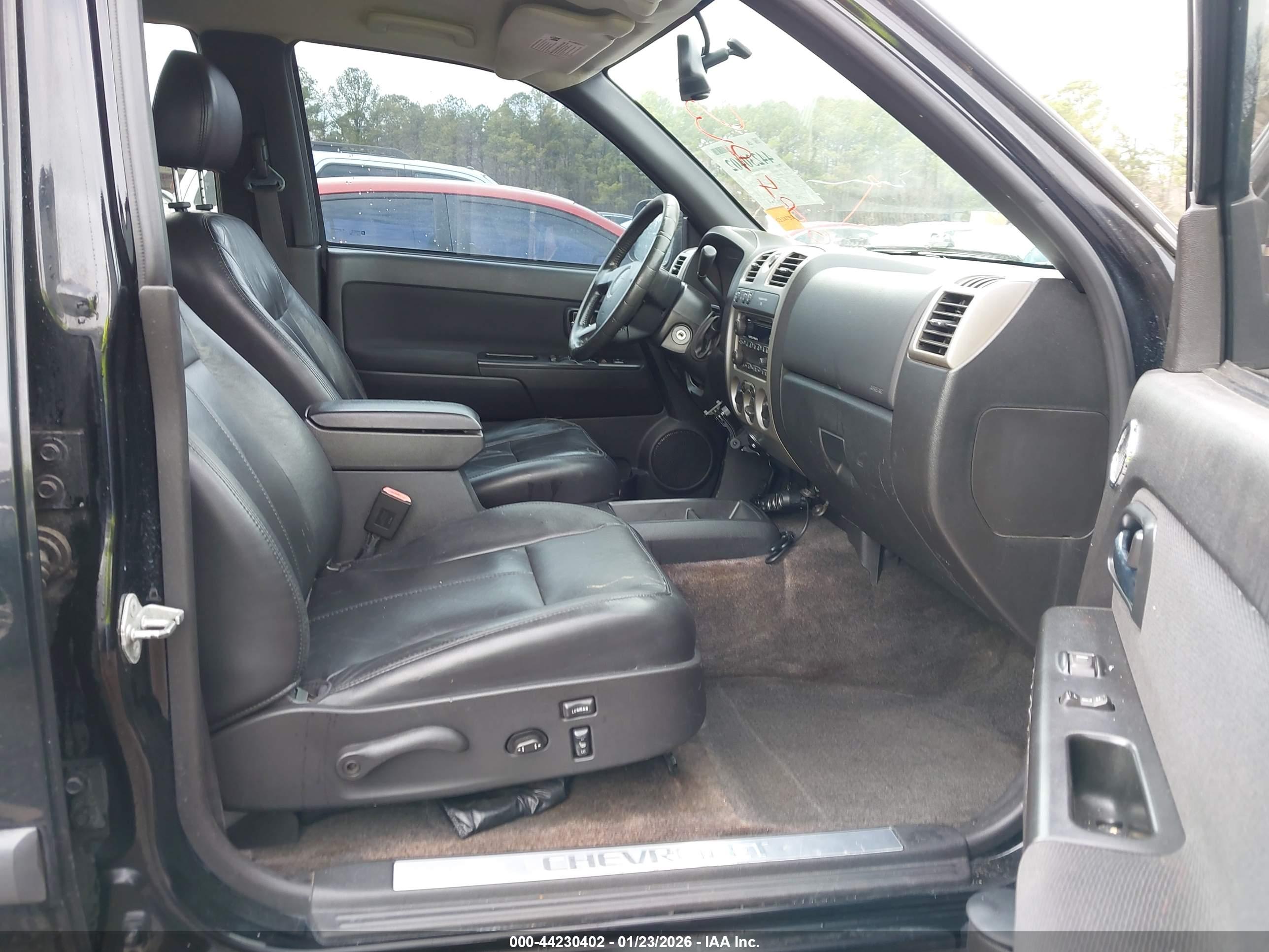 CHEVROLET COLORADO image 5