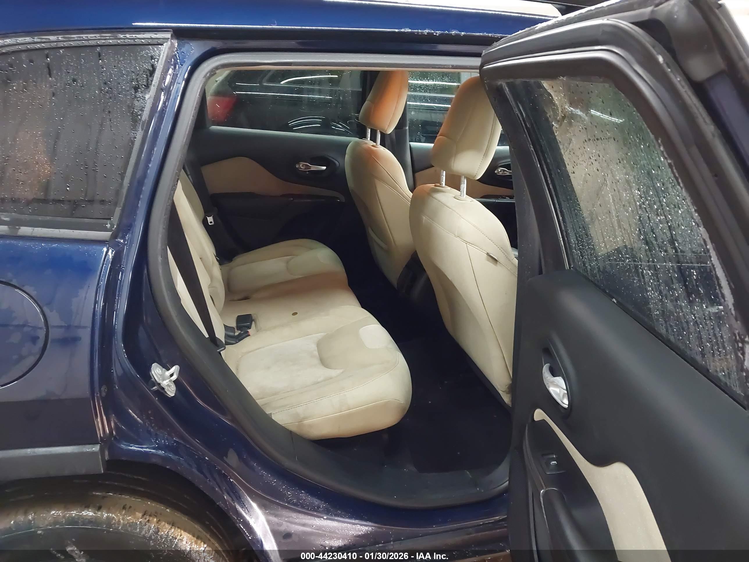 JEEP CHEROKEE image 8