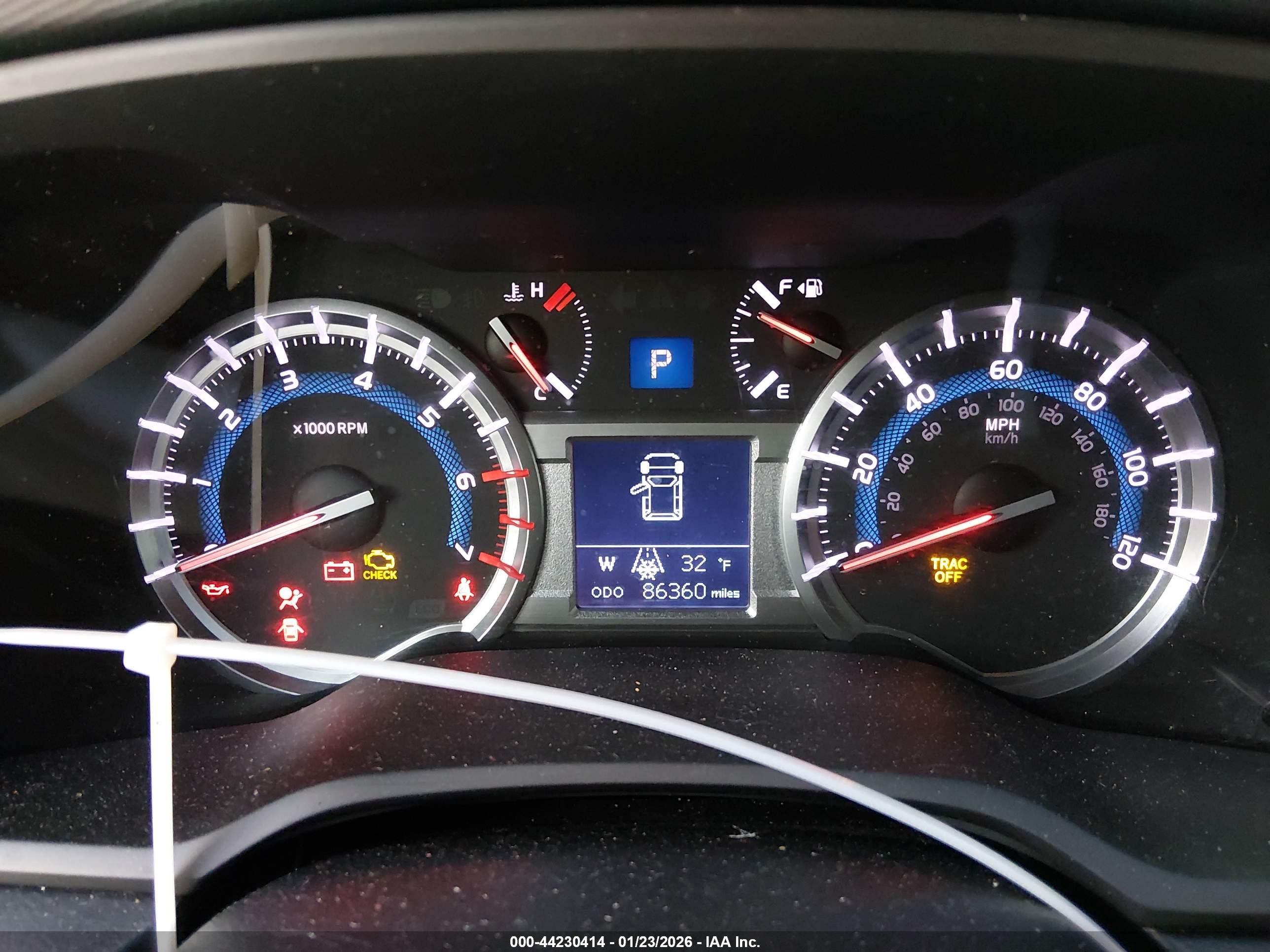 TOYOTA 4RUNNER image 7