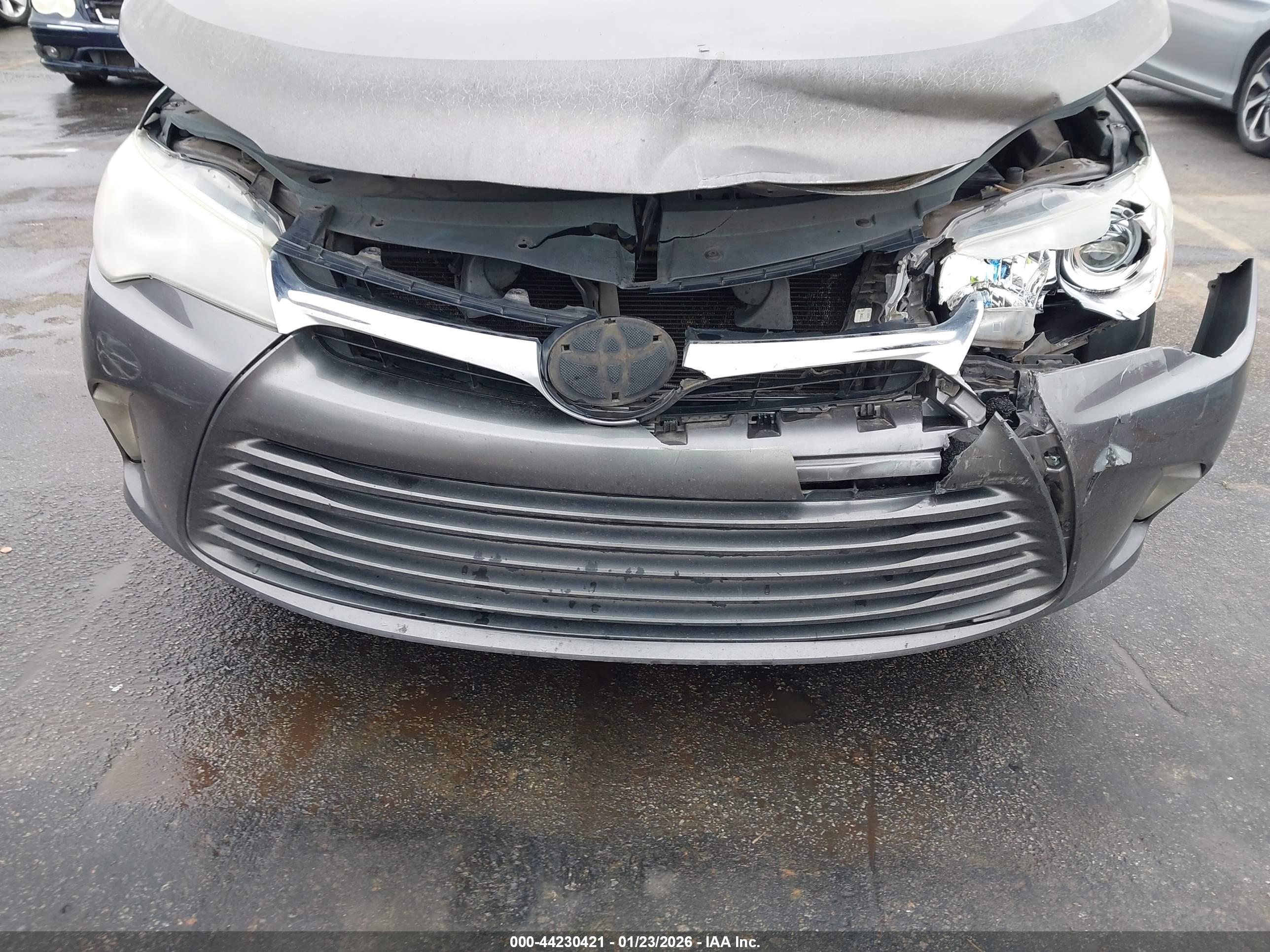 TOYOTA CAMRY image 6