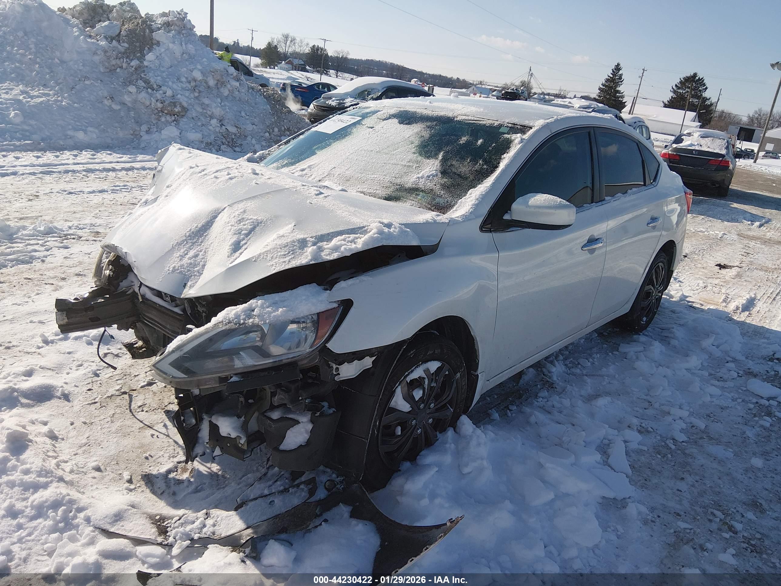 NISSAN SENTRA image 2