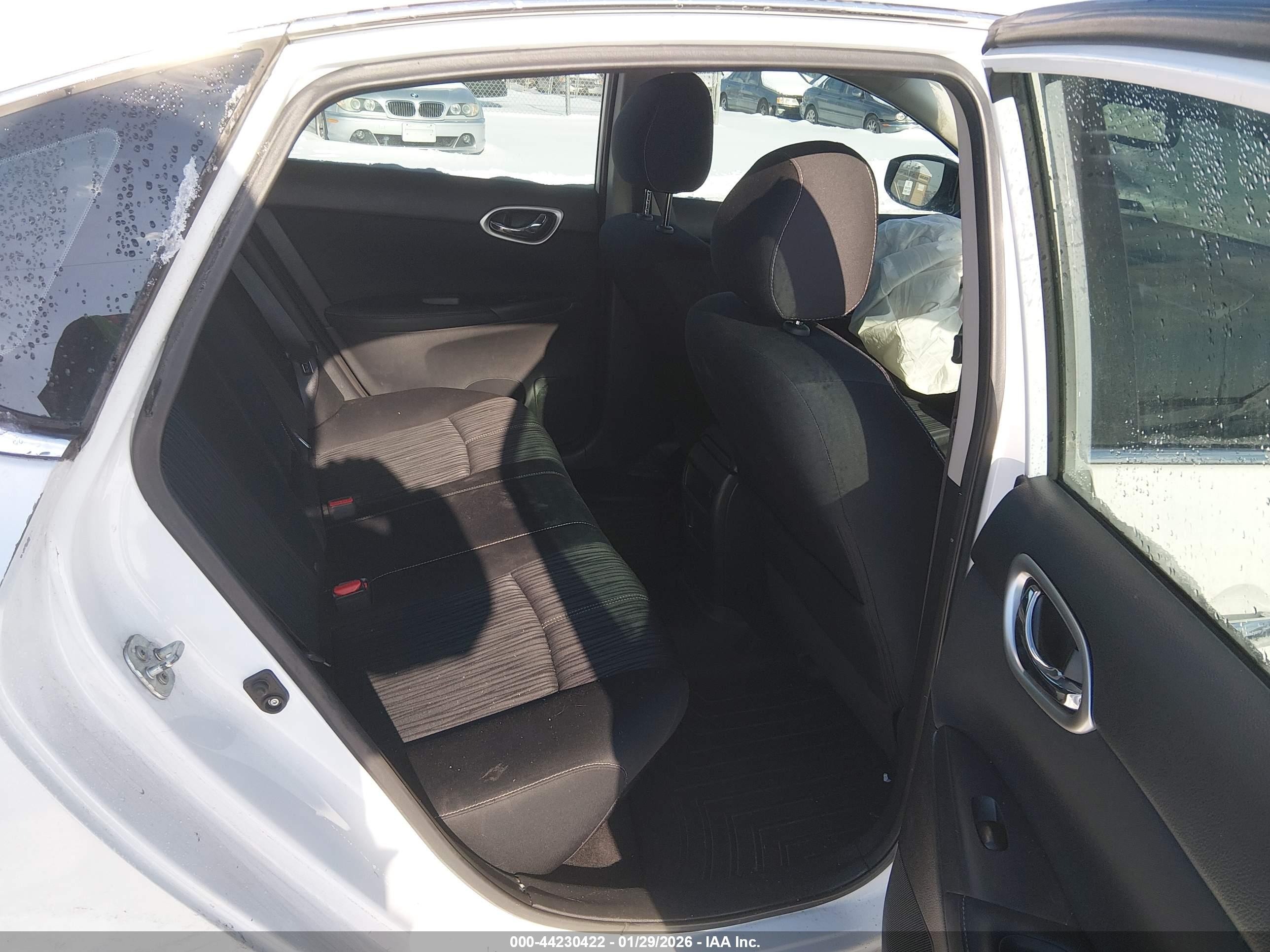NISSAN SENTRA image 8
