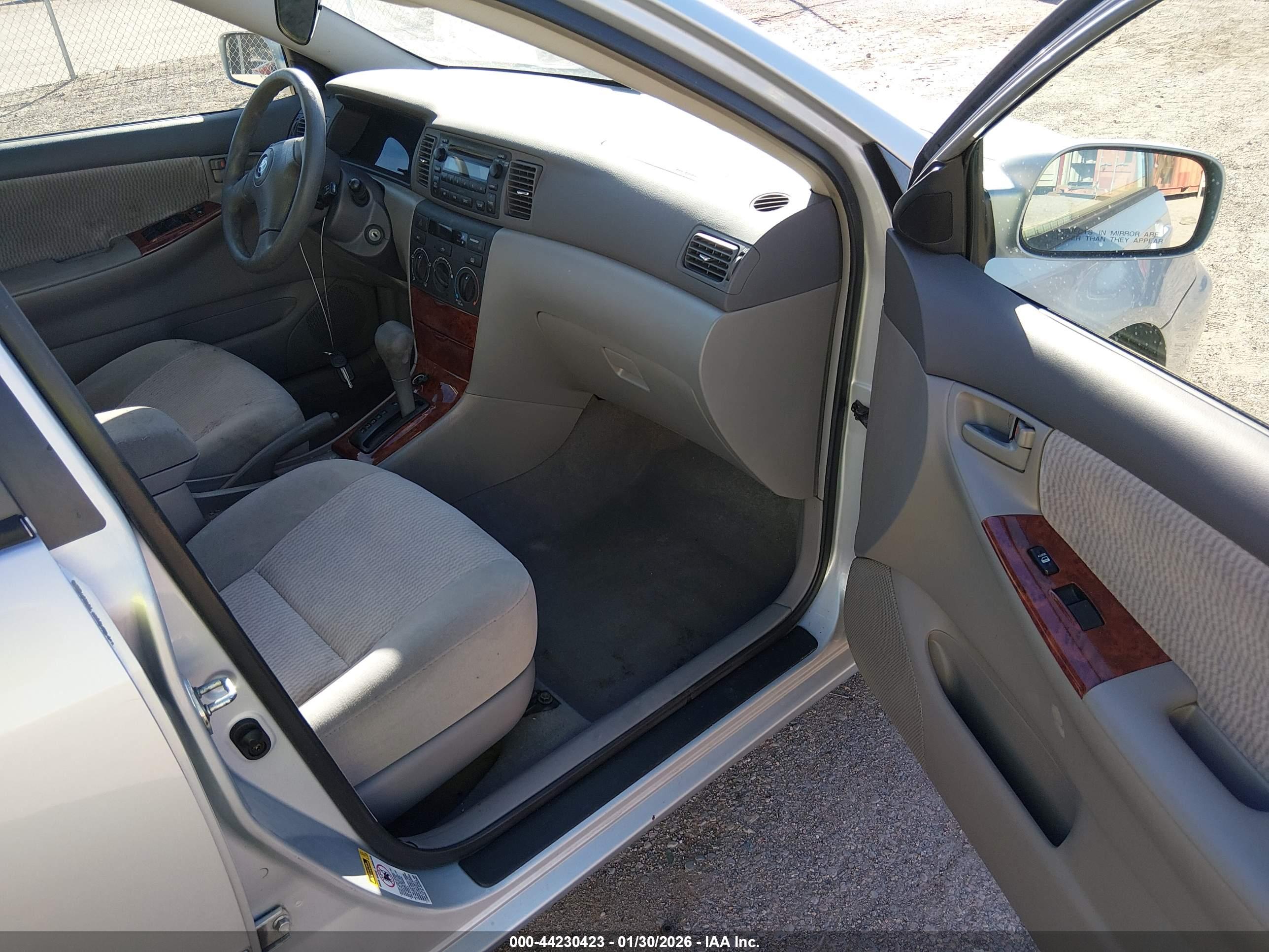 TOYOTA COROLLA image 5