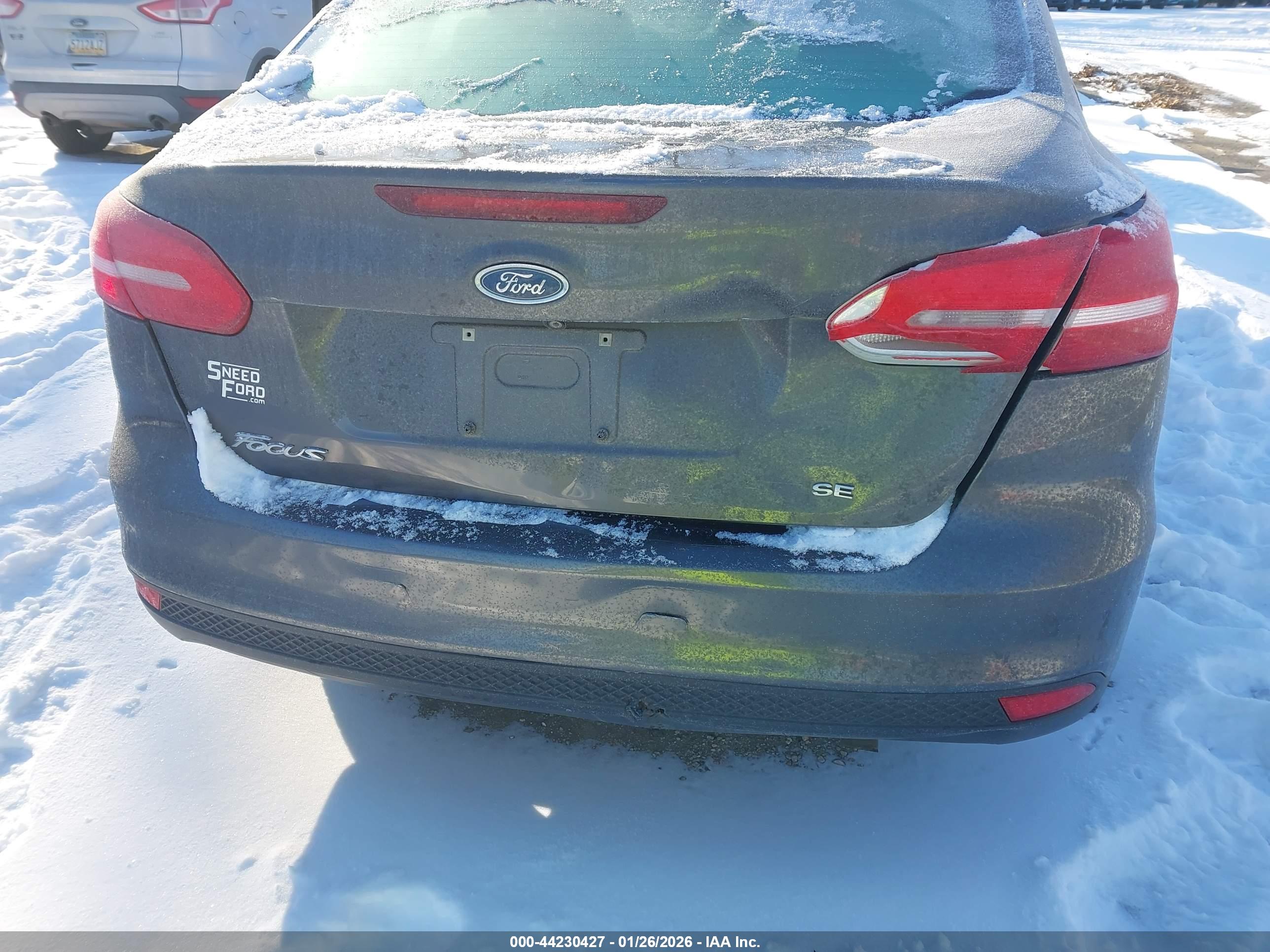 FORD FOCUS image 6