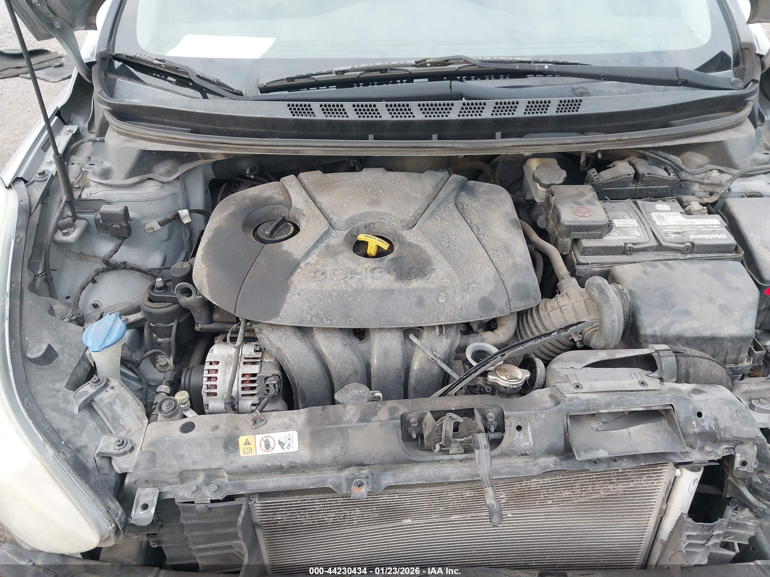 HYUNDAI ELANTRA image 10