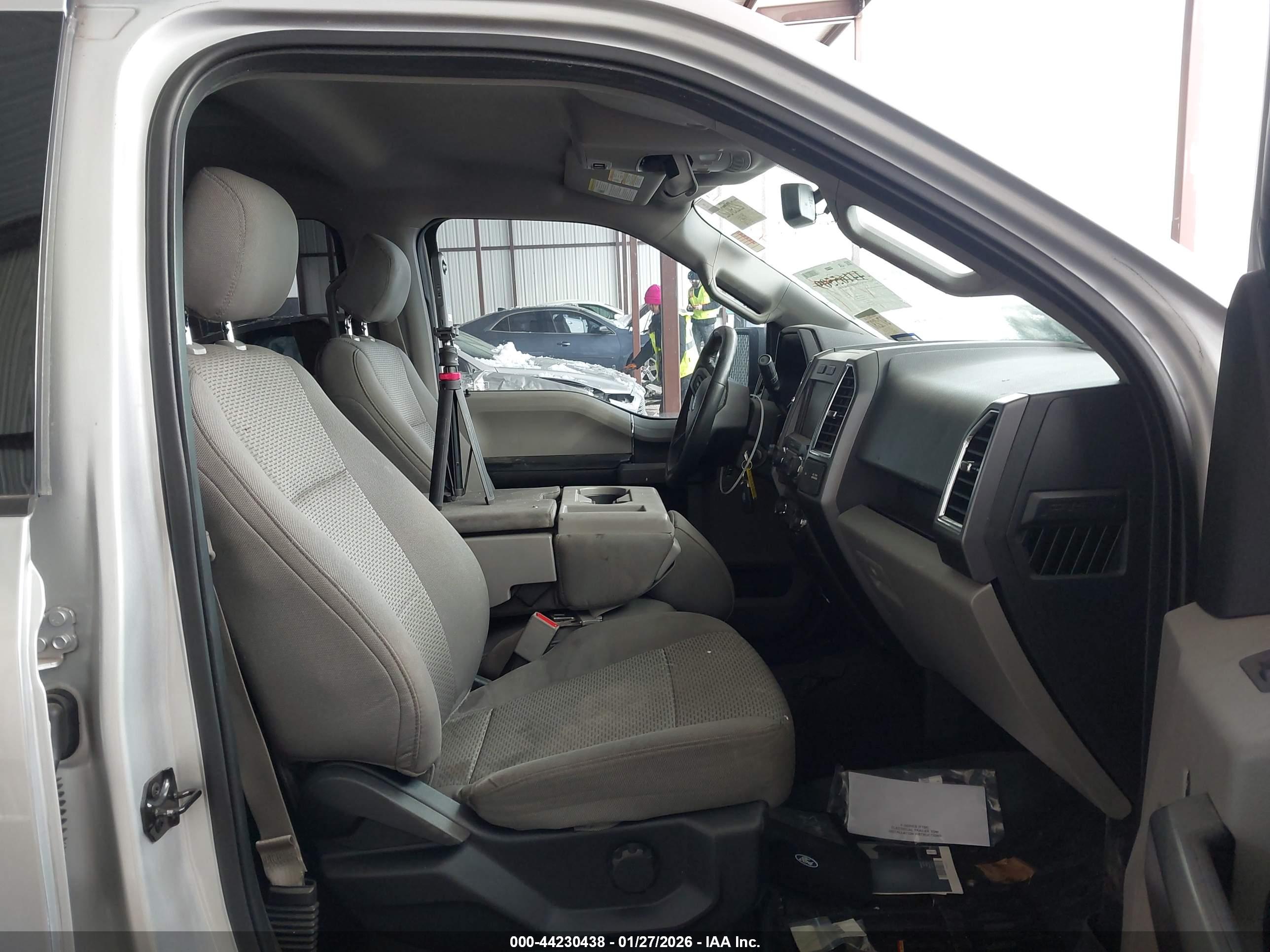 FORD F-150 image 5