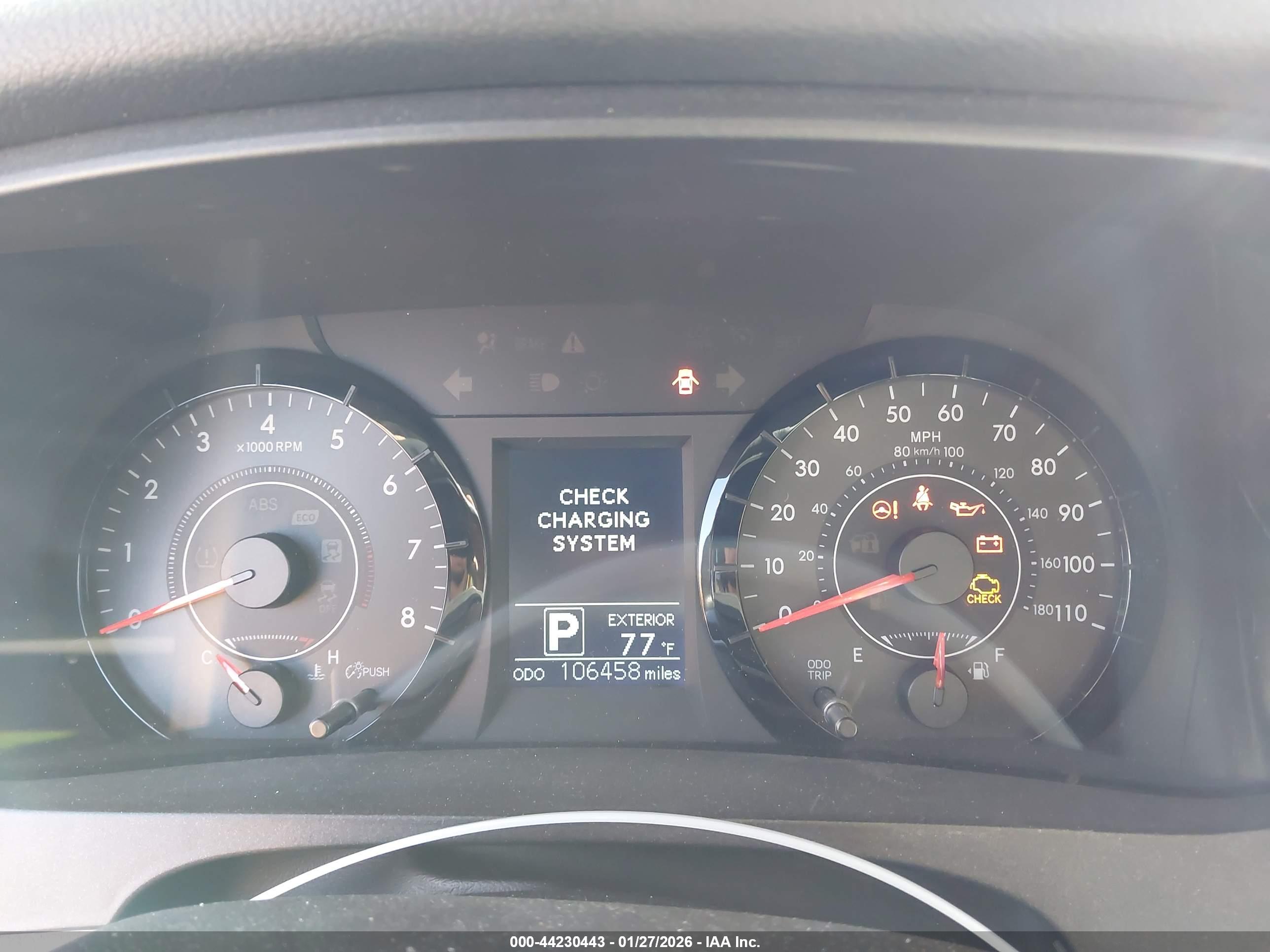 TOYOTA SIENNA image 7