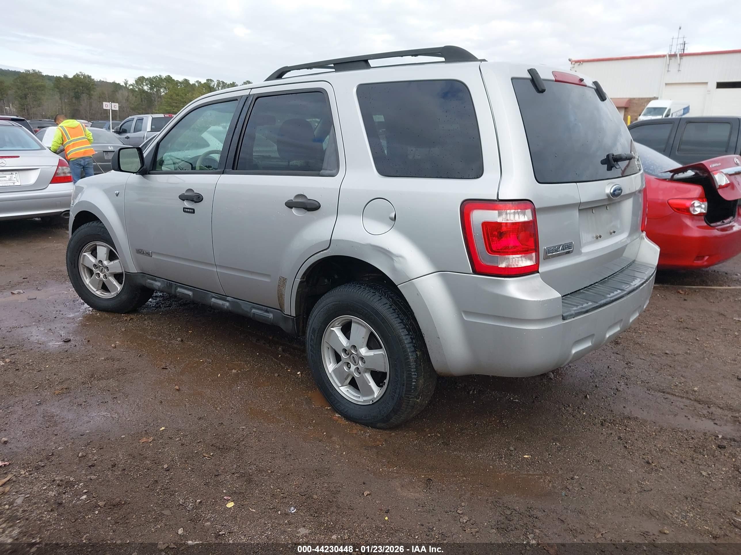 FORD ESCAPE image 3