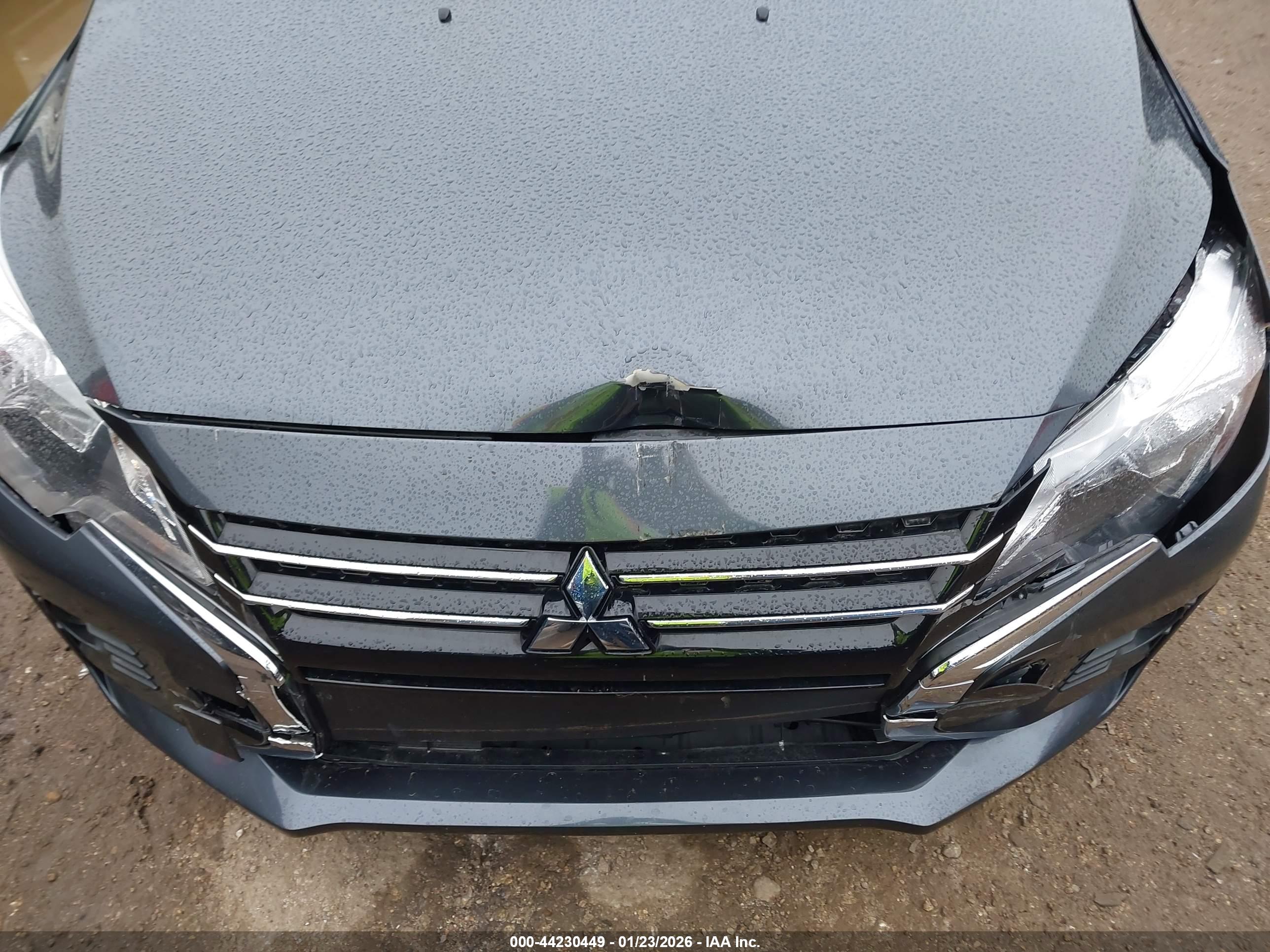 MITSUBISHI MIRAGE image 6