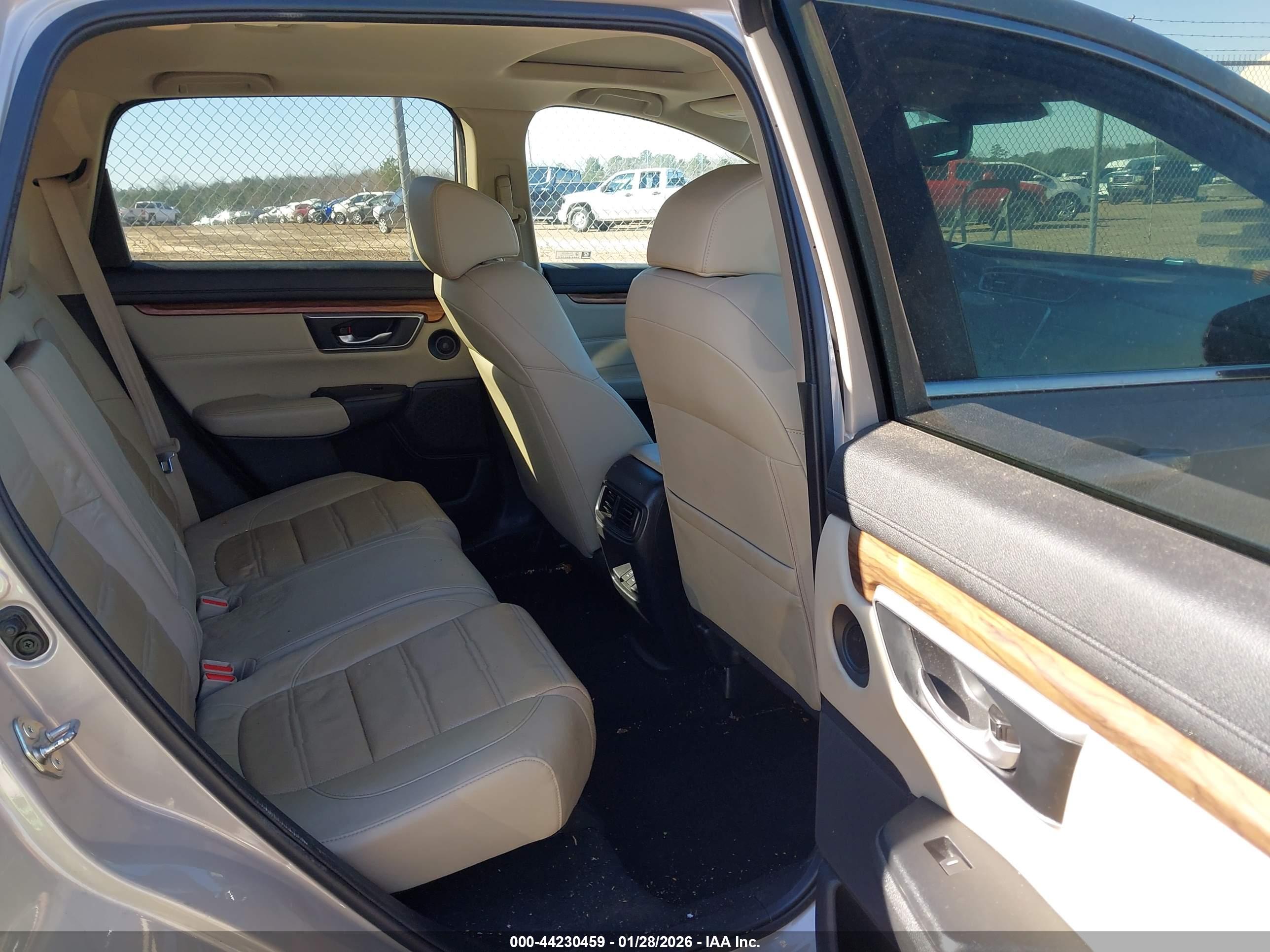 HONDA CR-V image 8