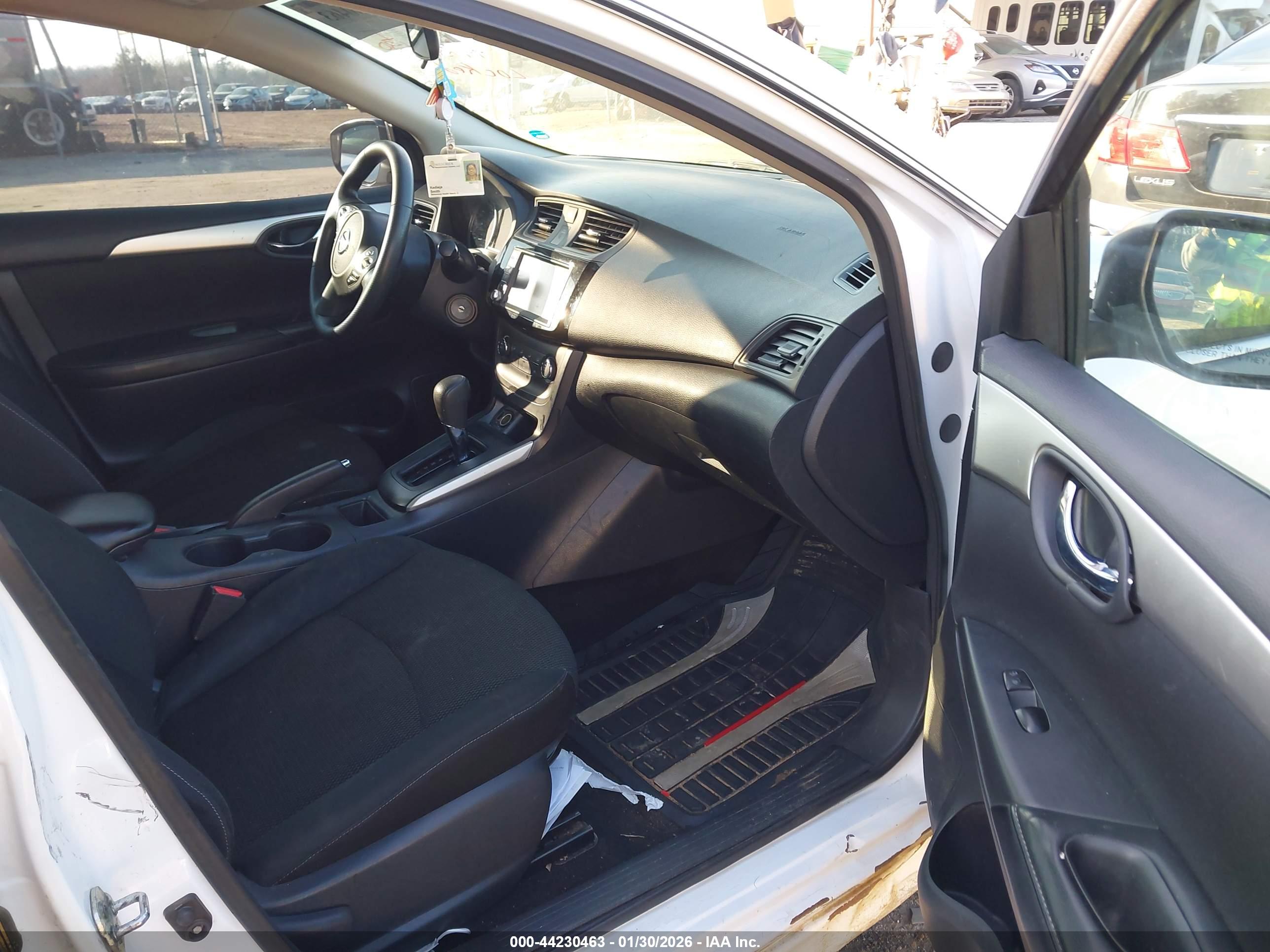 NISSAN SENTRA image 5