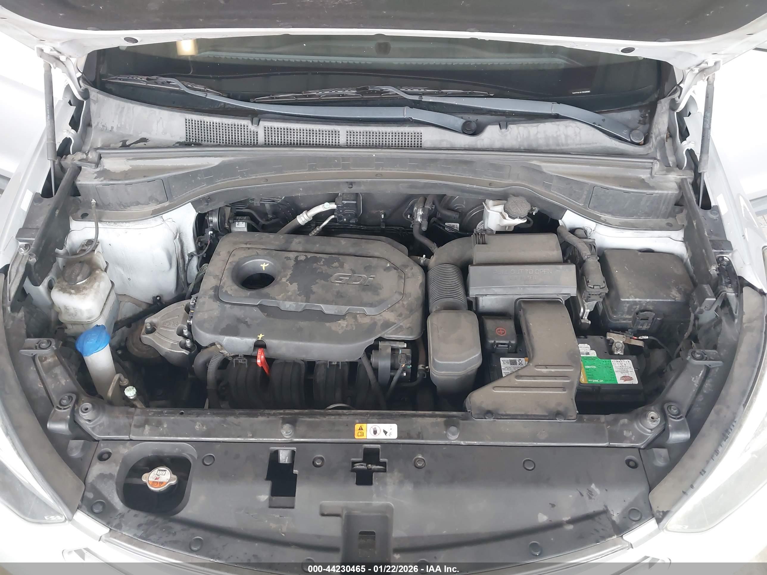 HYUNDAI SANTA image 10