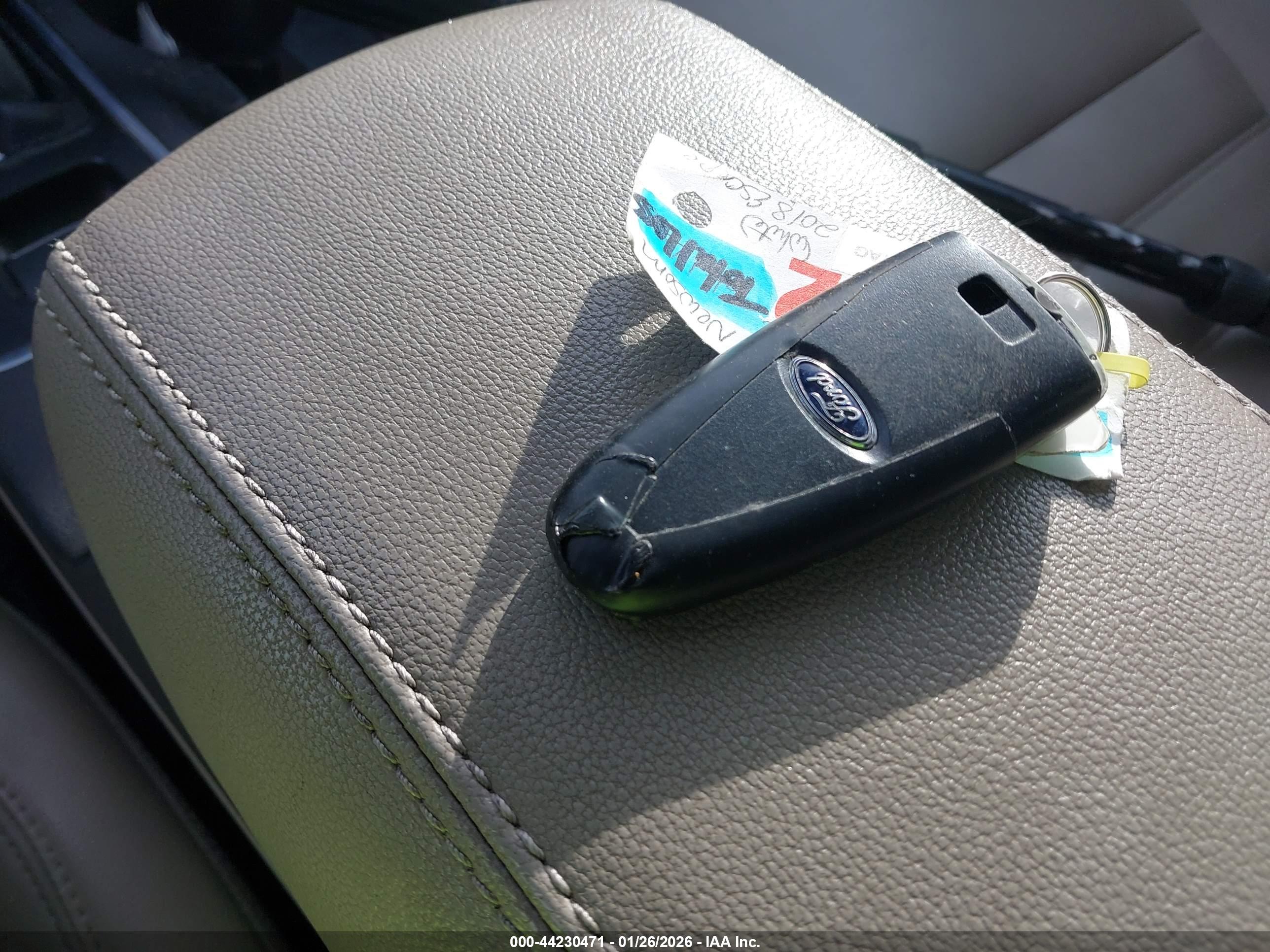 FORD ESCAPE image 11
