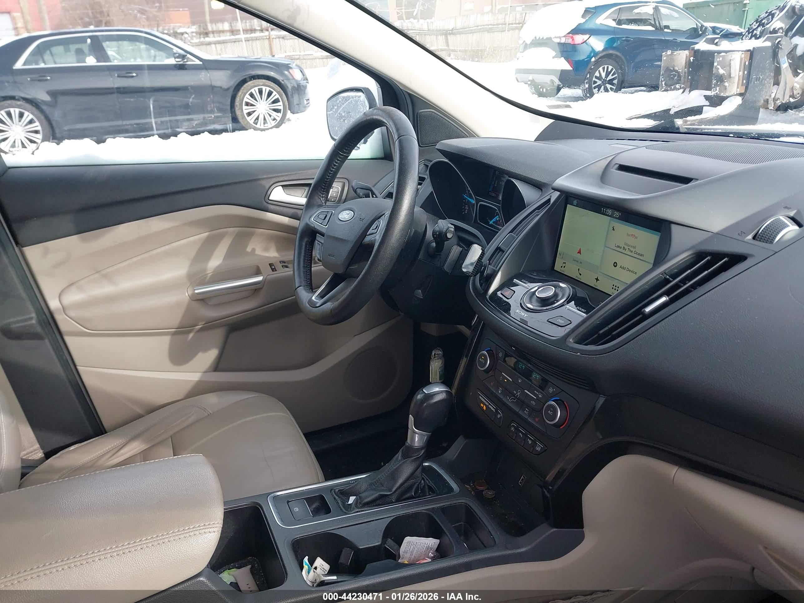 FORD ESCAPE image 5