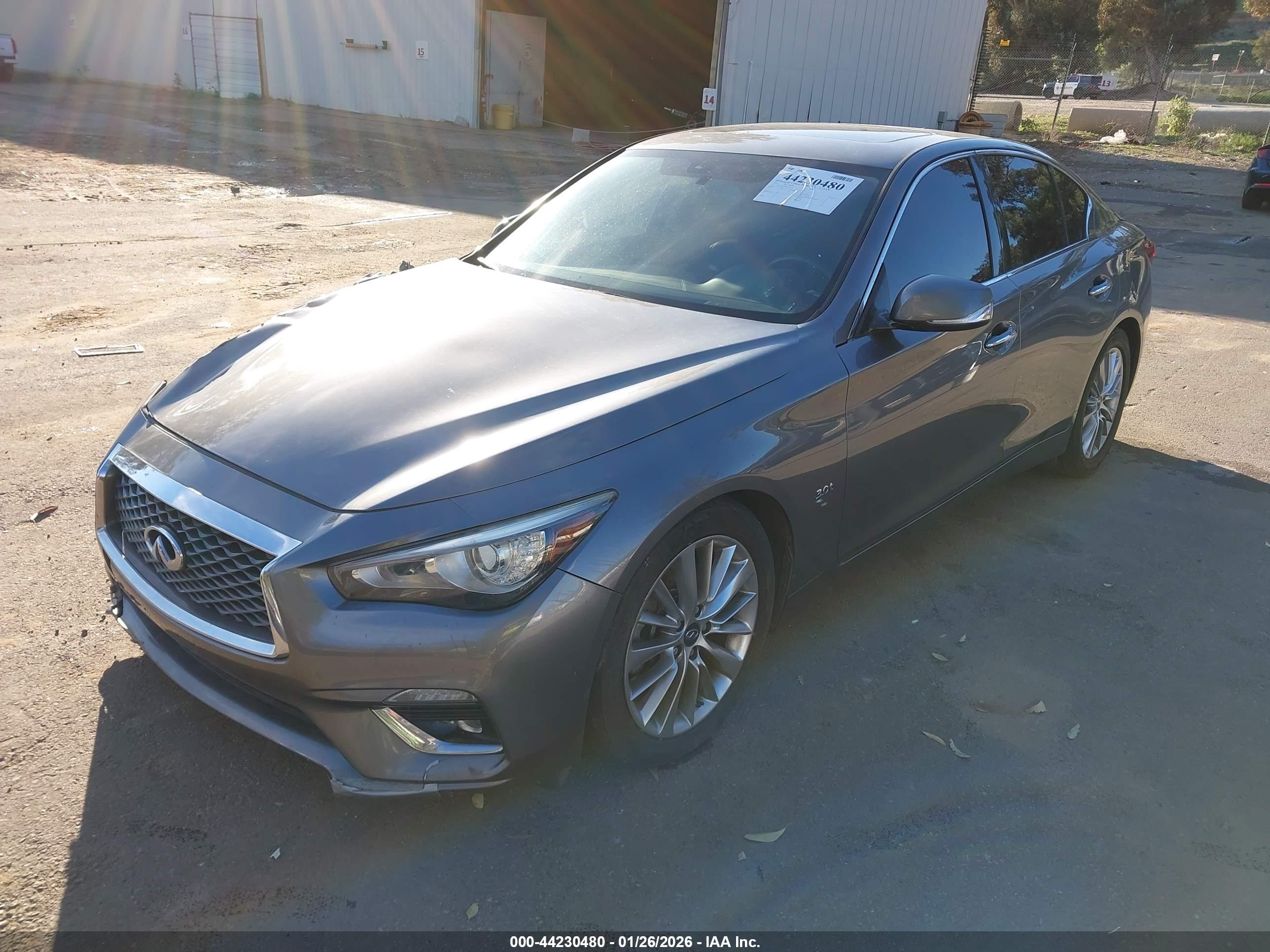 INFINITI Q50 image 2