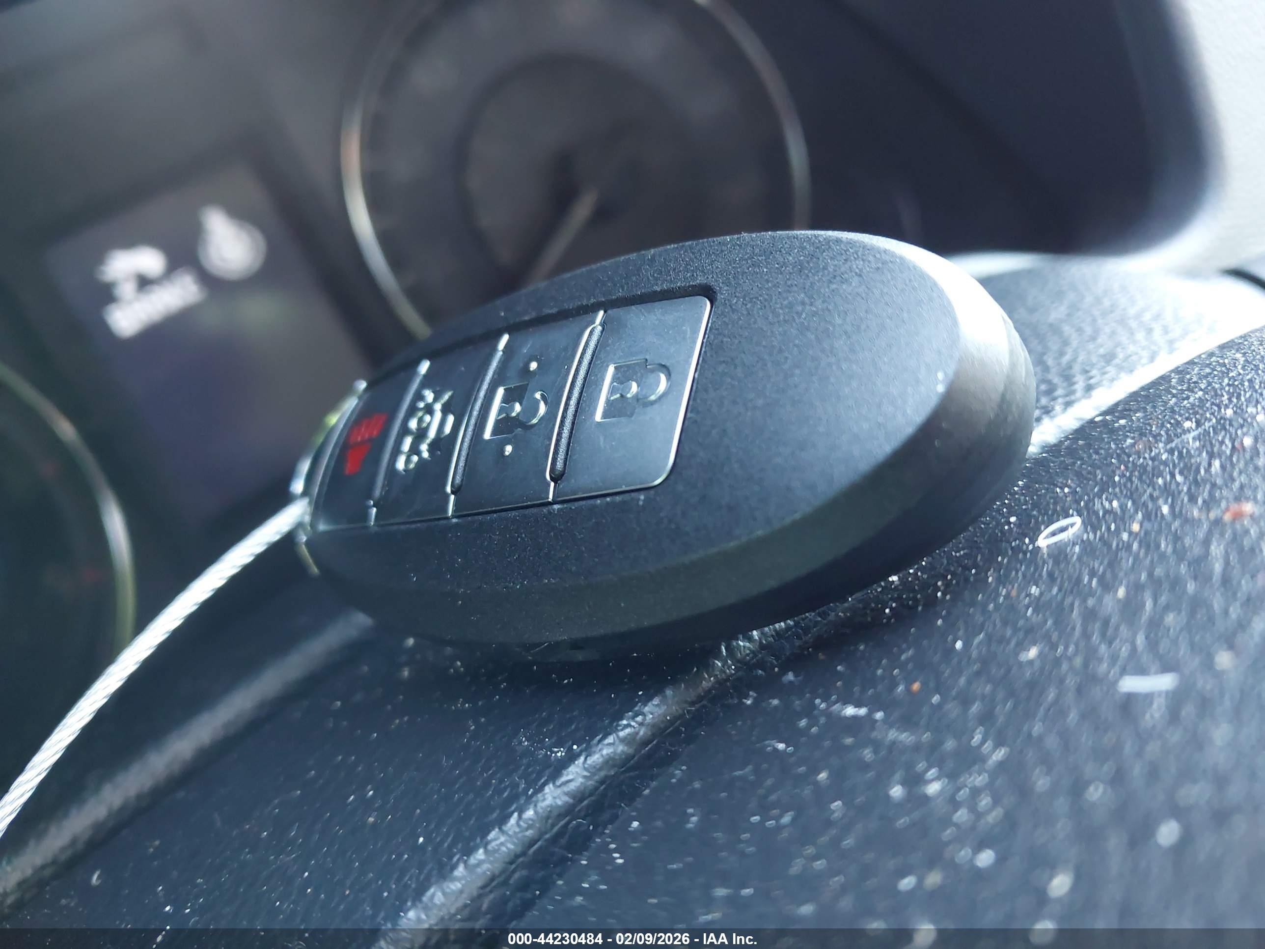 INFINITI G37 image 11