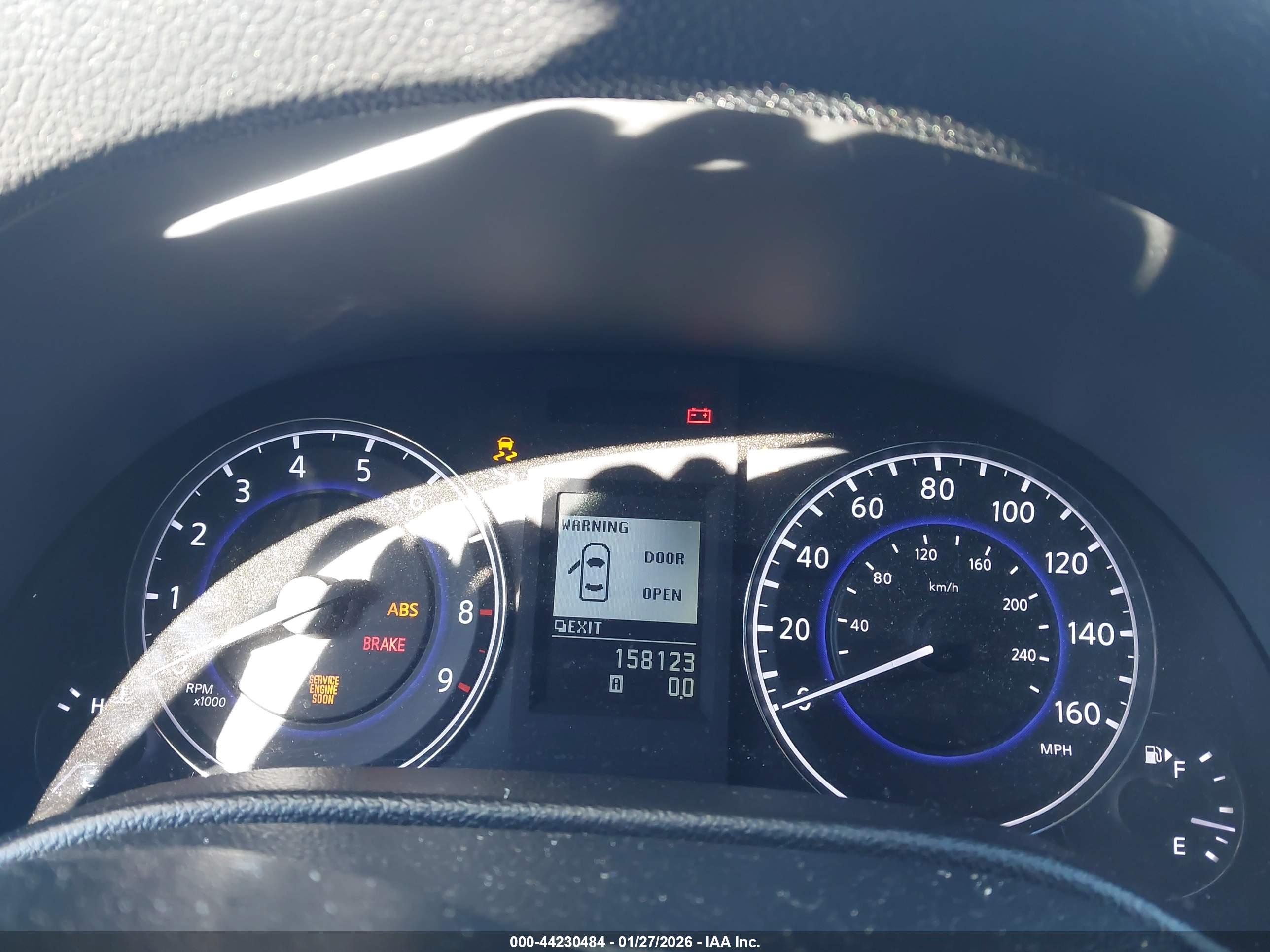 INFINITI G37 image 7