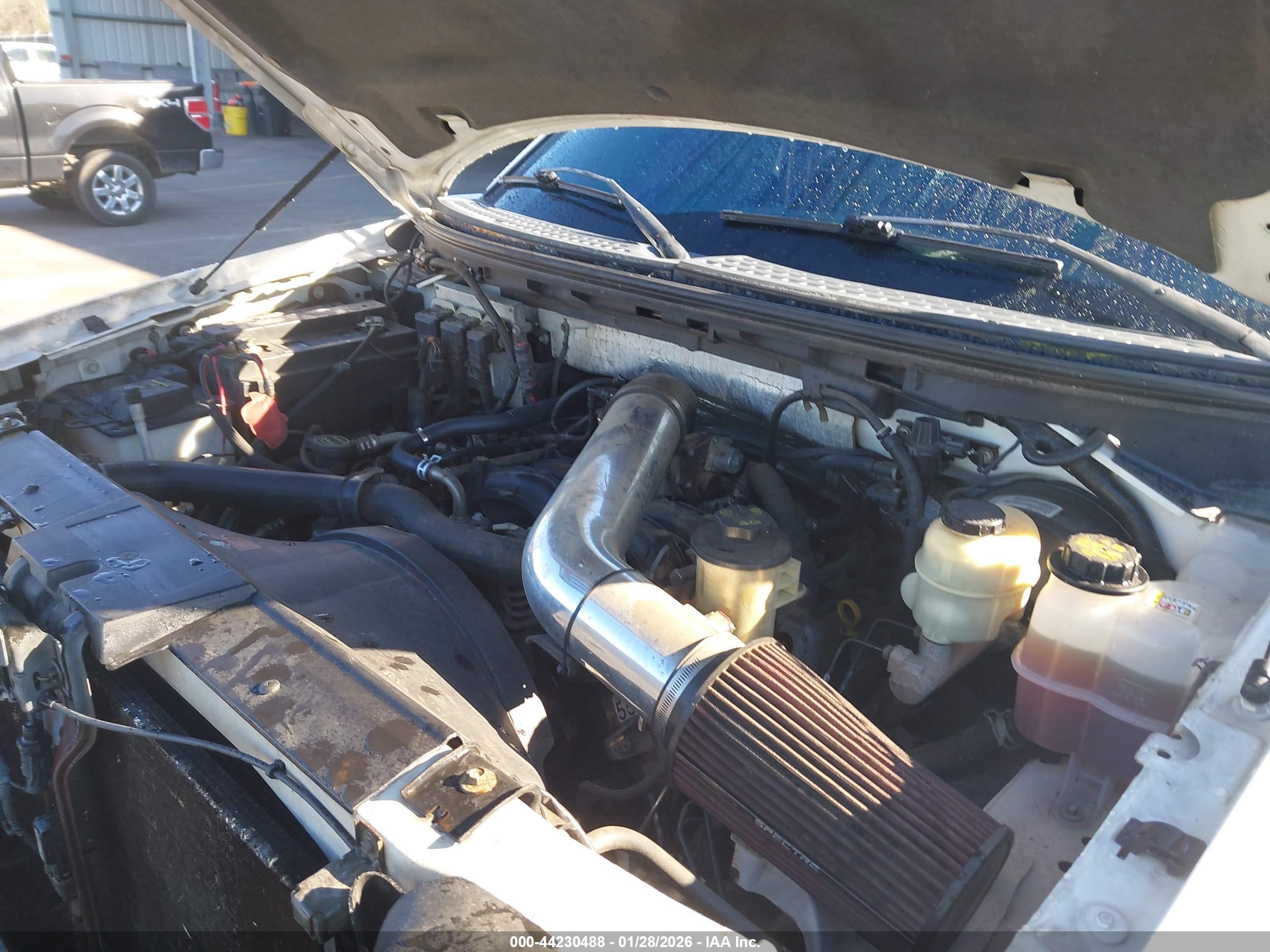 FORD F-150 image 10