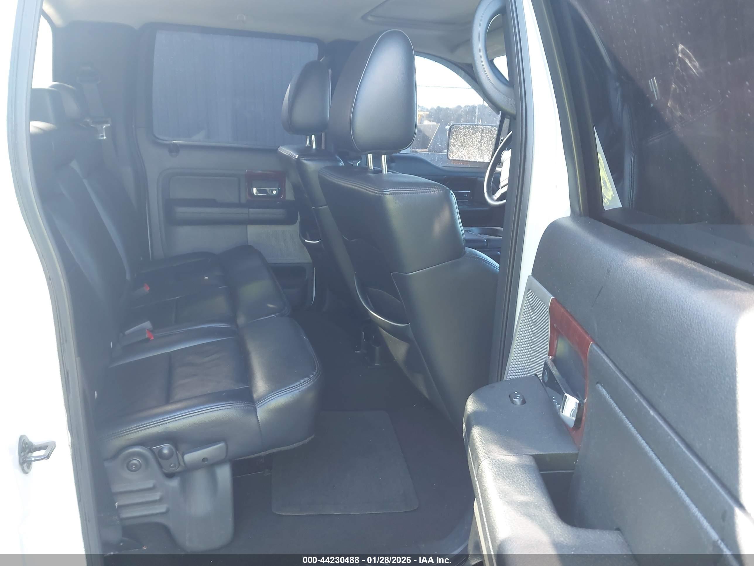 FORD F-150 image 8