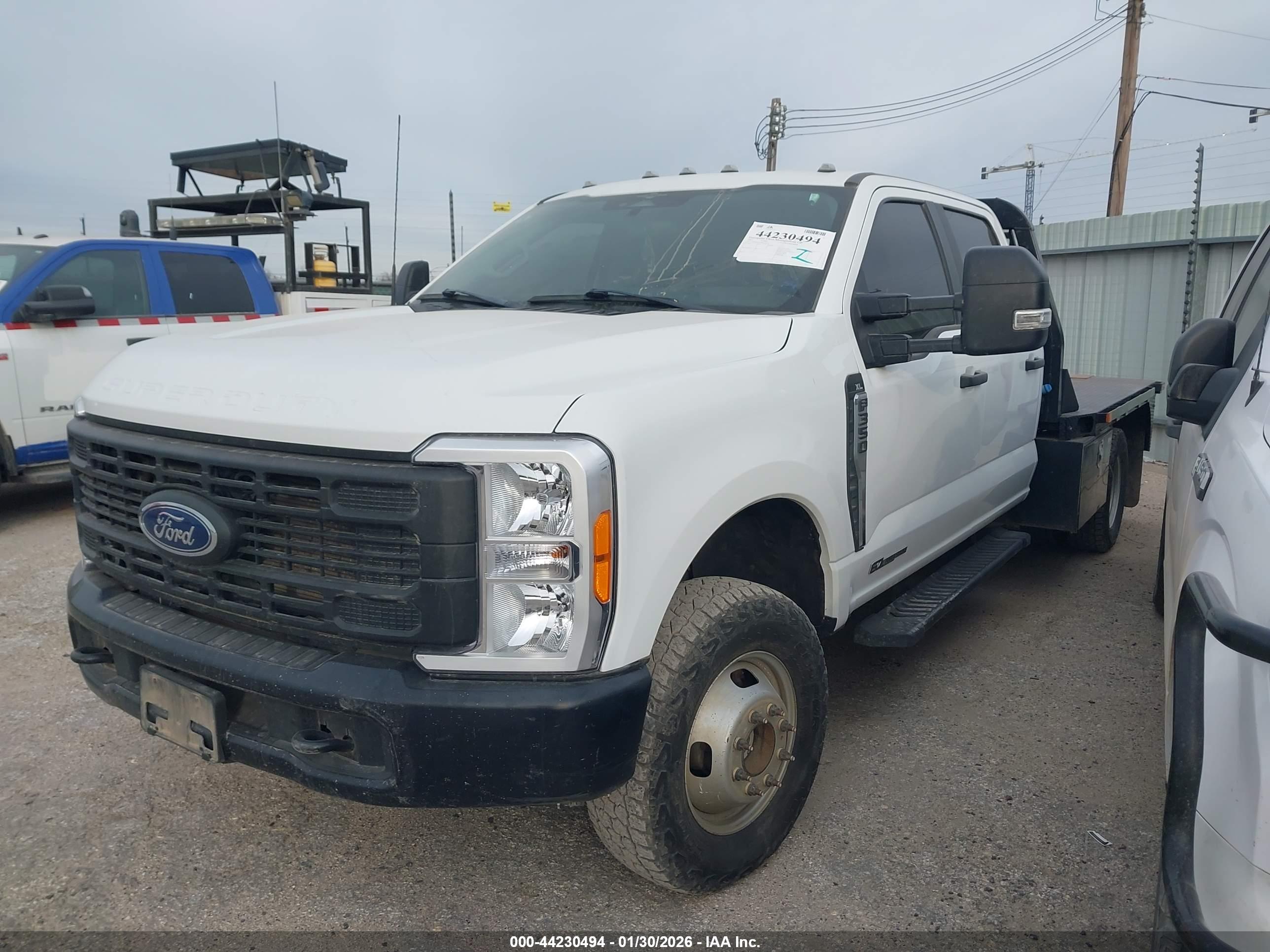 FORD F-350 image 2