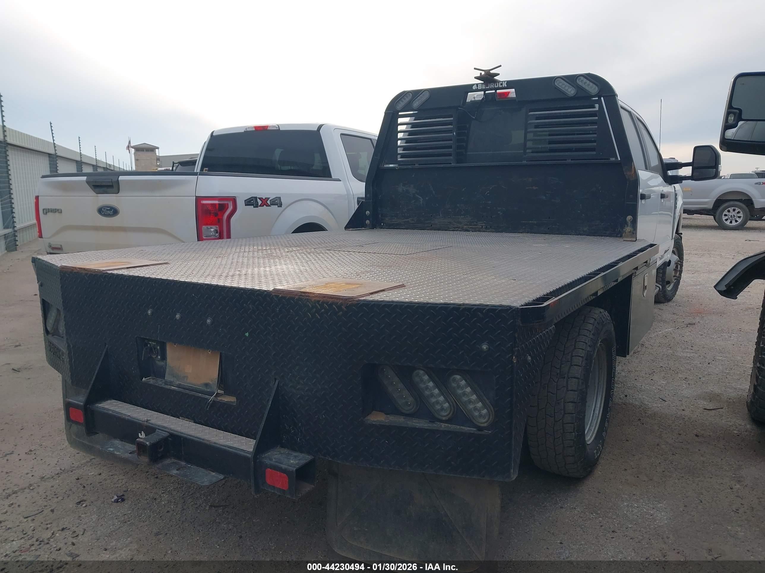 FORD F-350 image 4