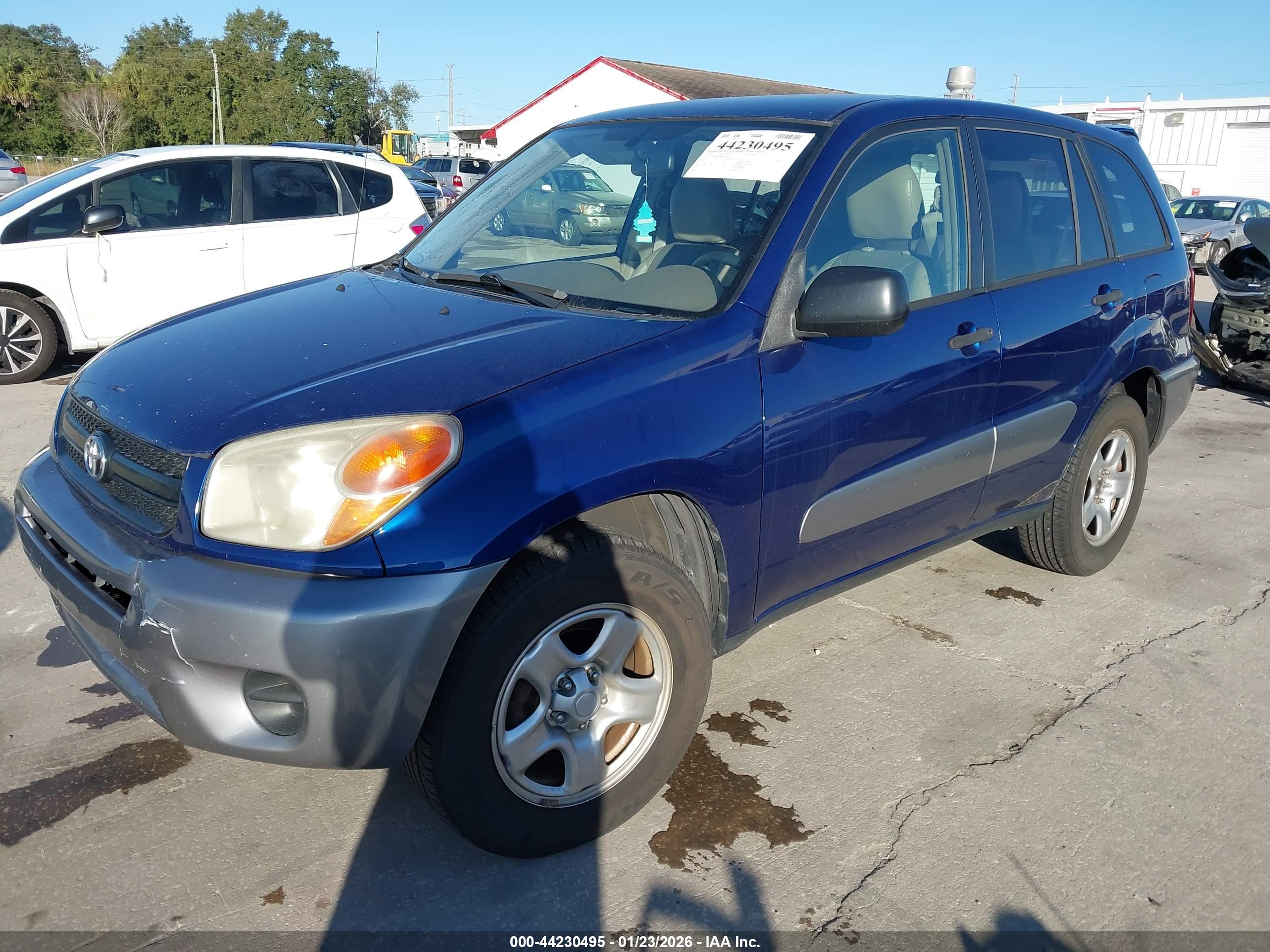 TOYOTA RAV4 image 2