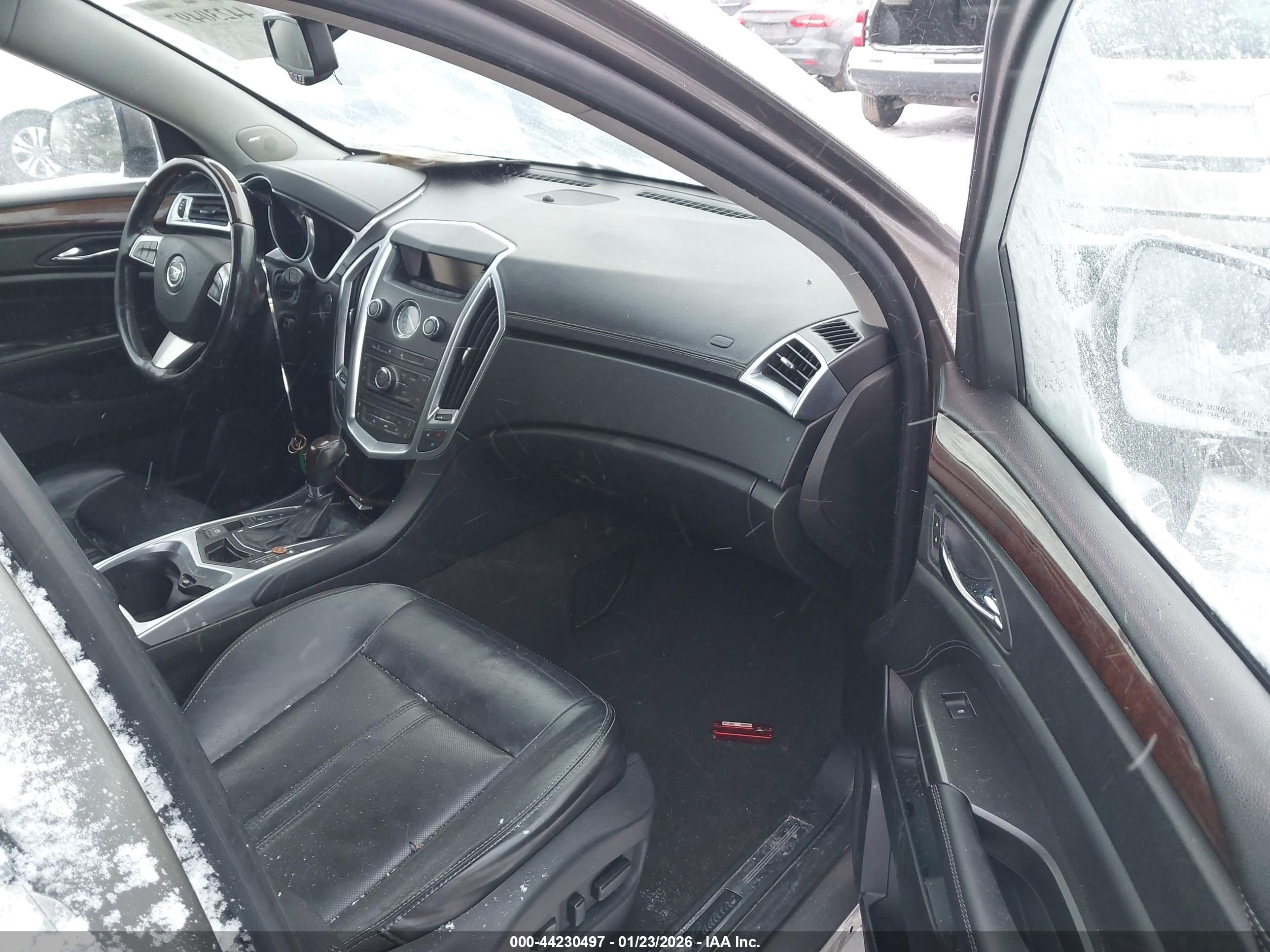 CADILLAC SRX image 5