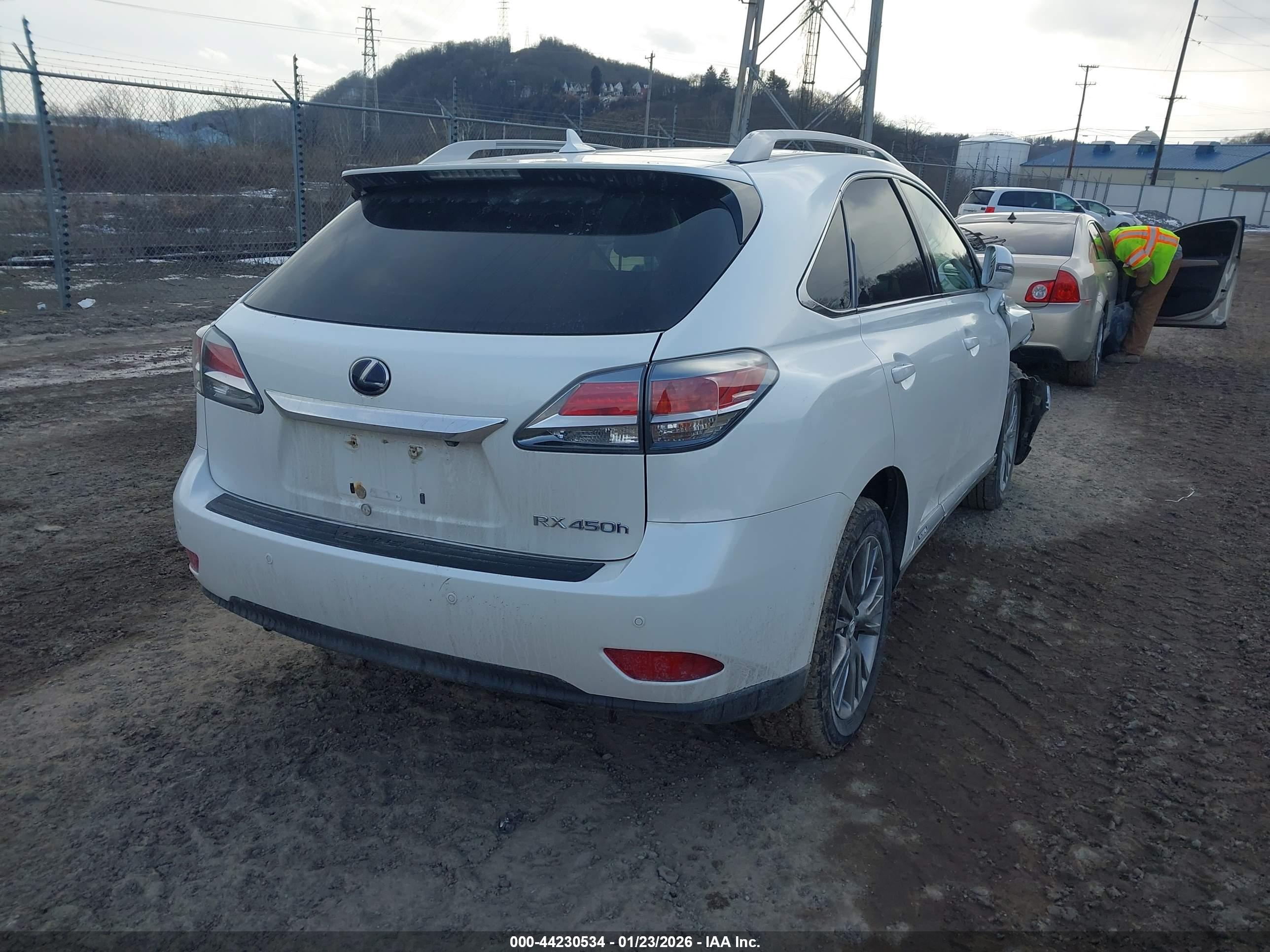 LEXUS RX image 4