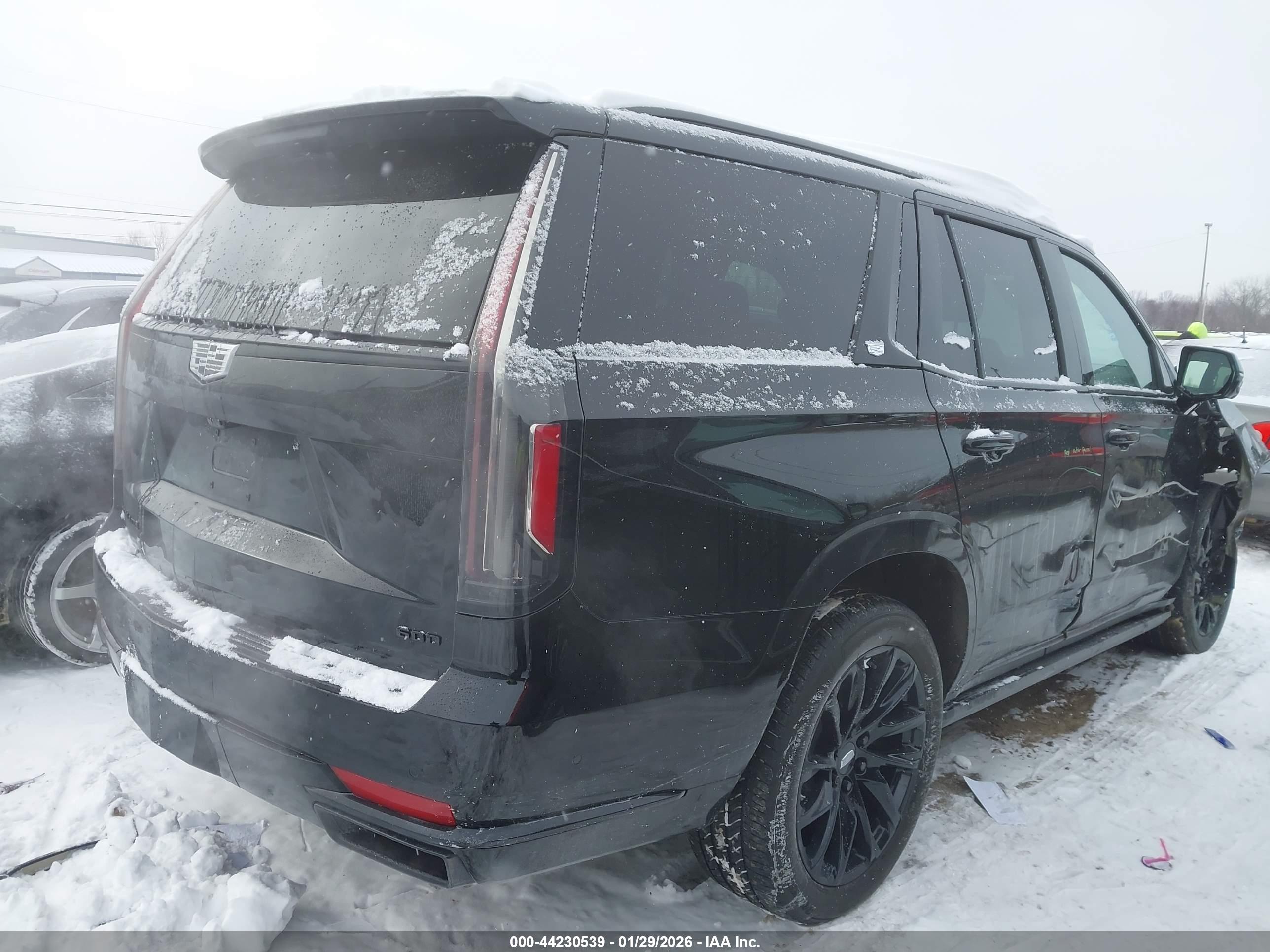 CADILLAC ESCALADE image 4