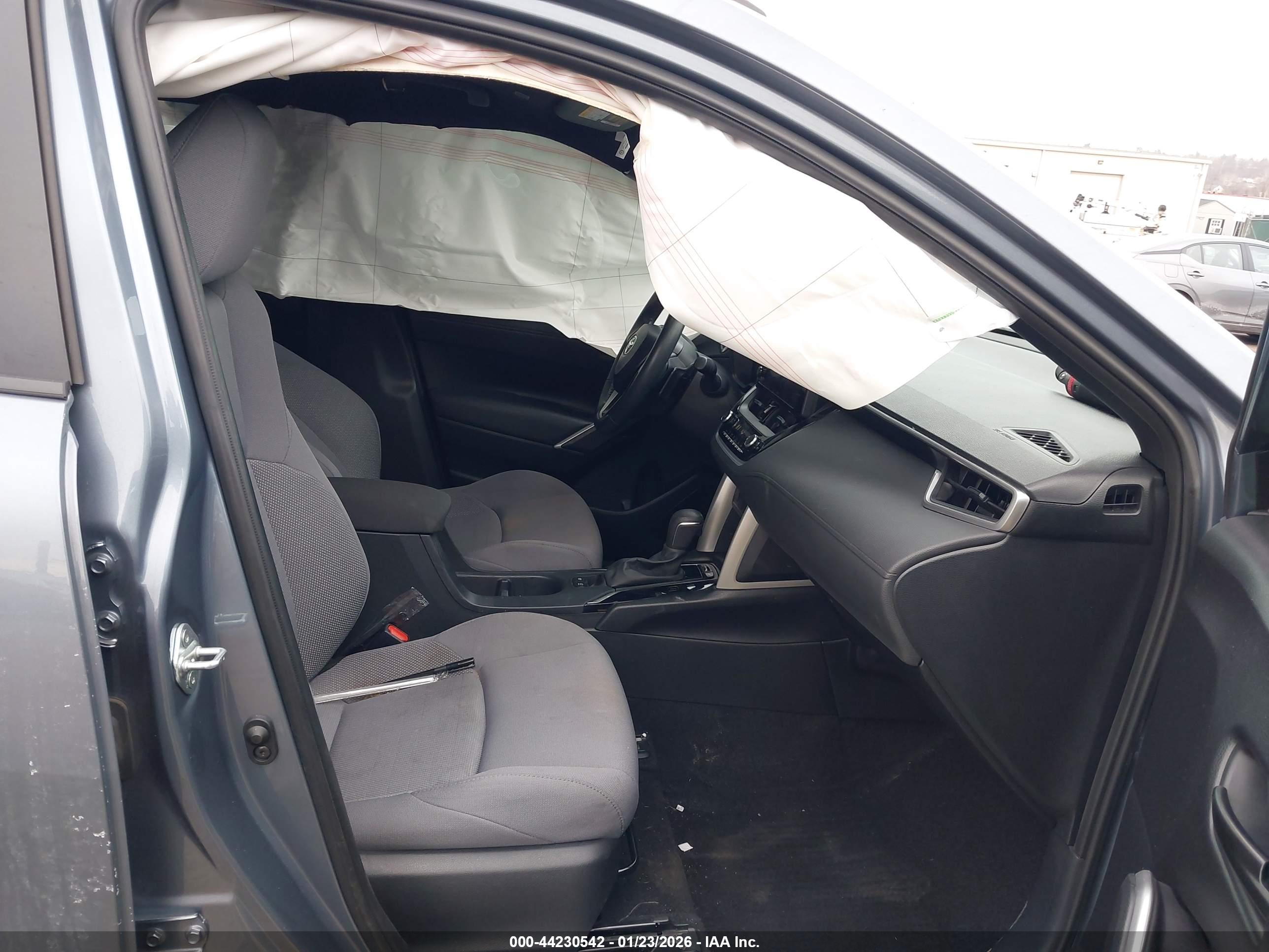 TOYOTA COROLLA image 5