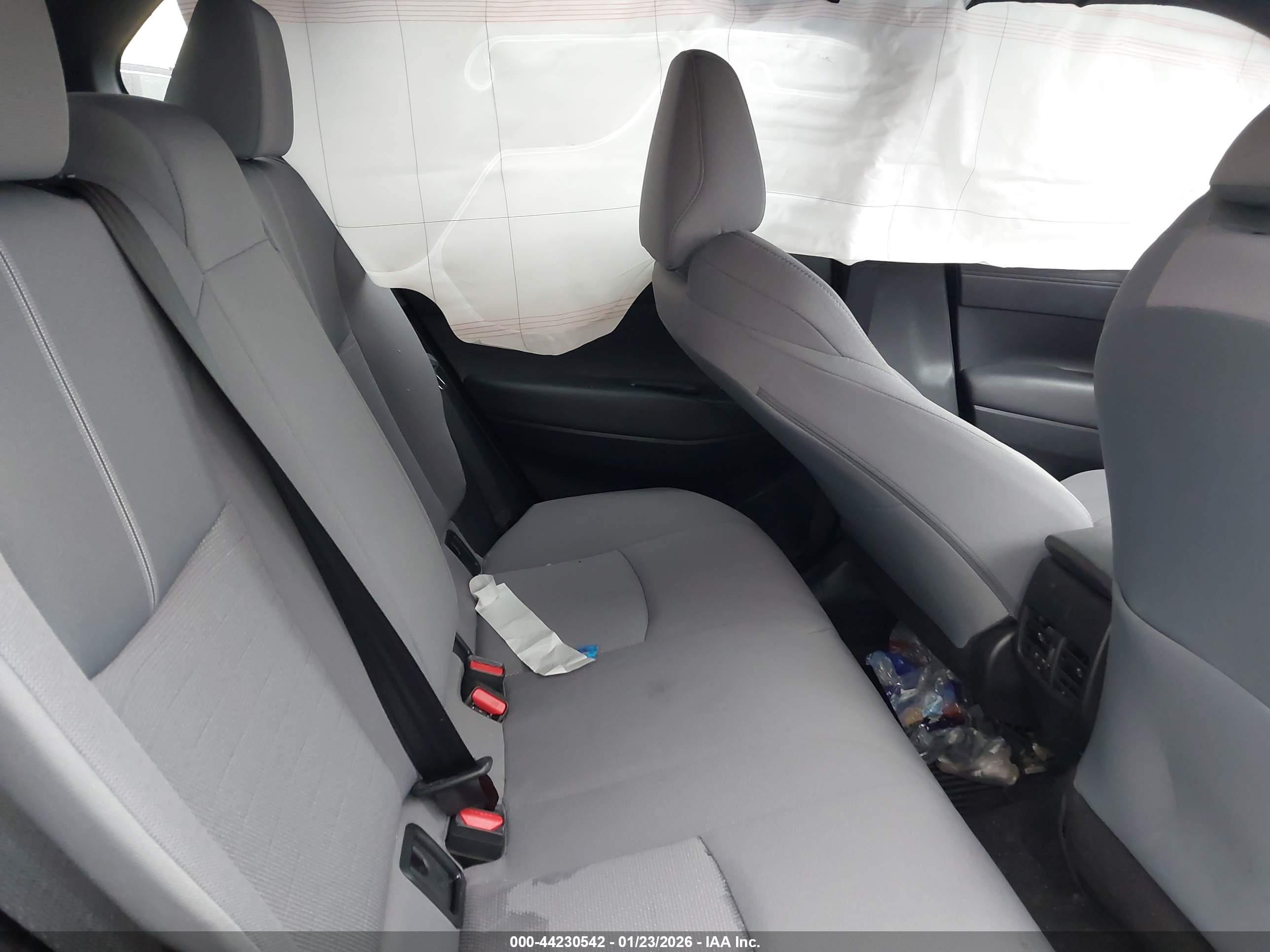 TOYOTA COROLLA image 8
