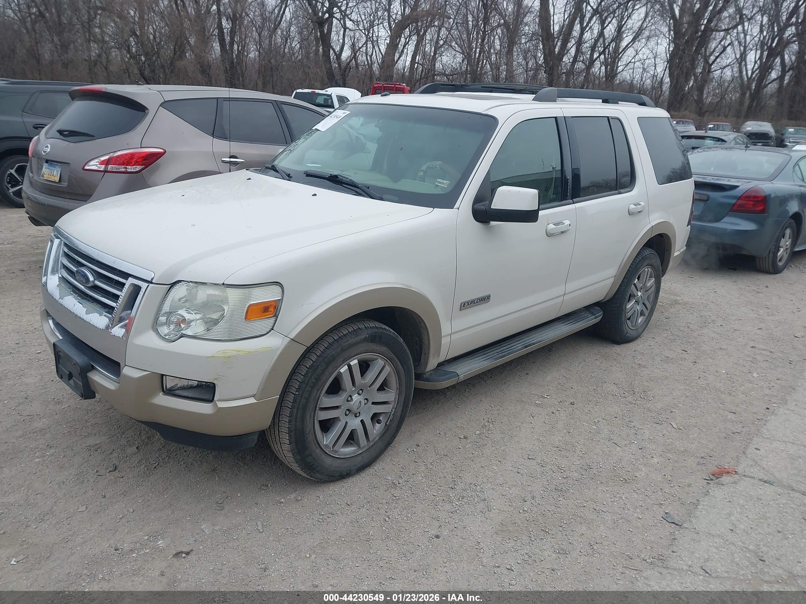 FORD EXPLORER image 2