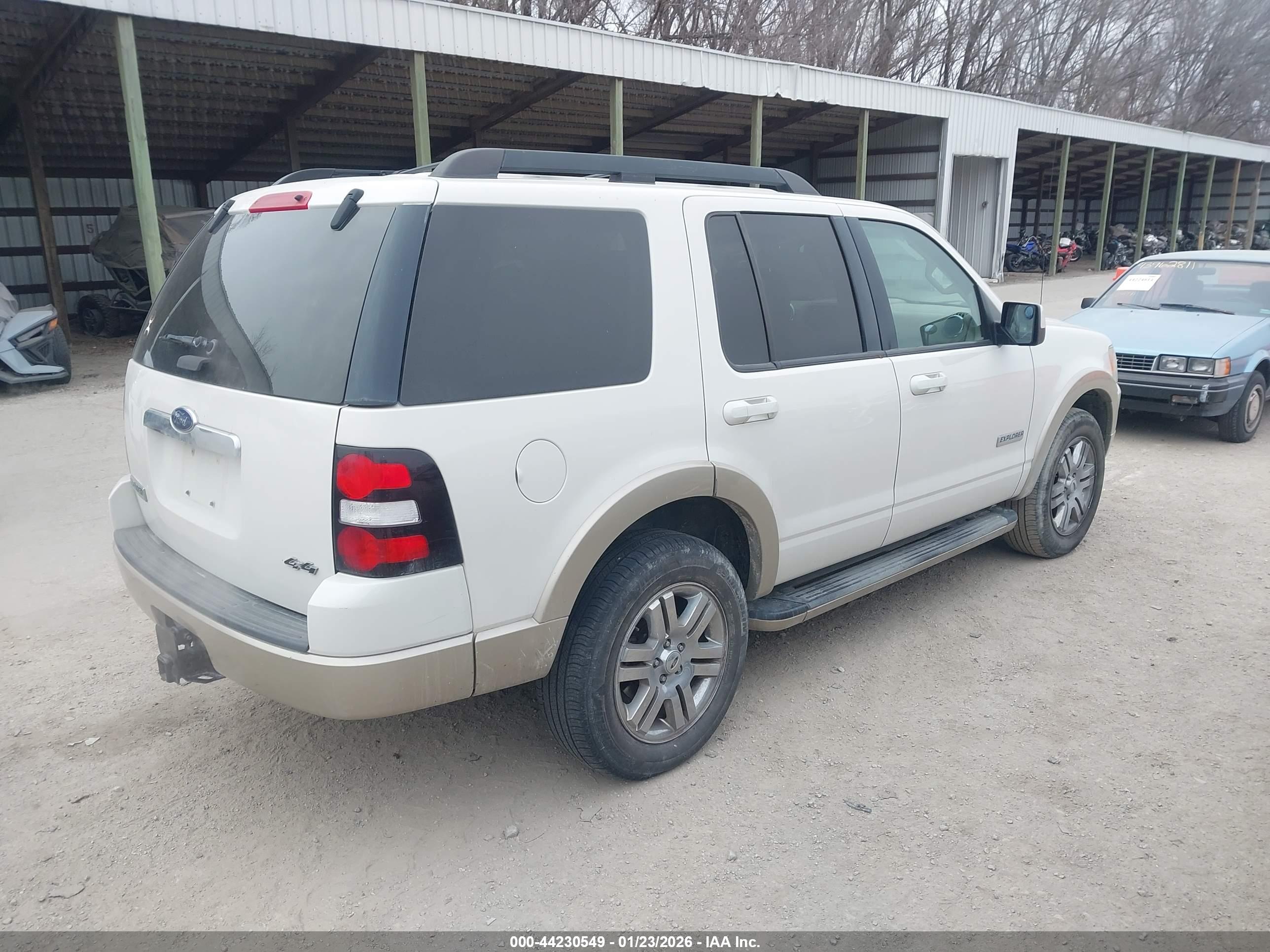 FORD EXPLORER image 4
