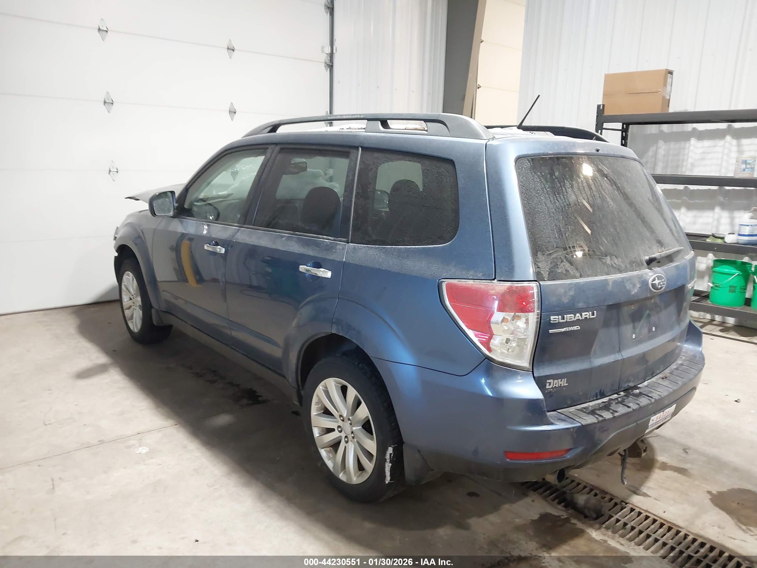 SUBARU FORESTER image 3